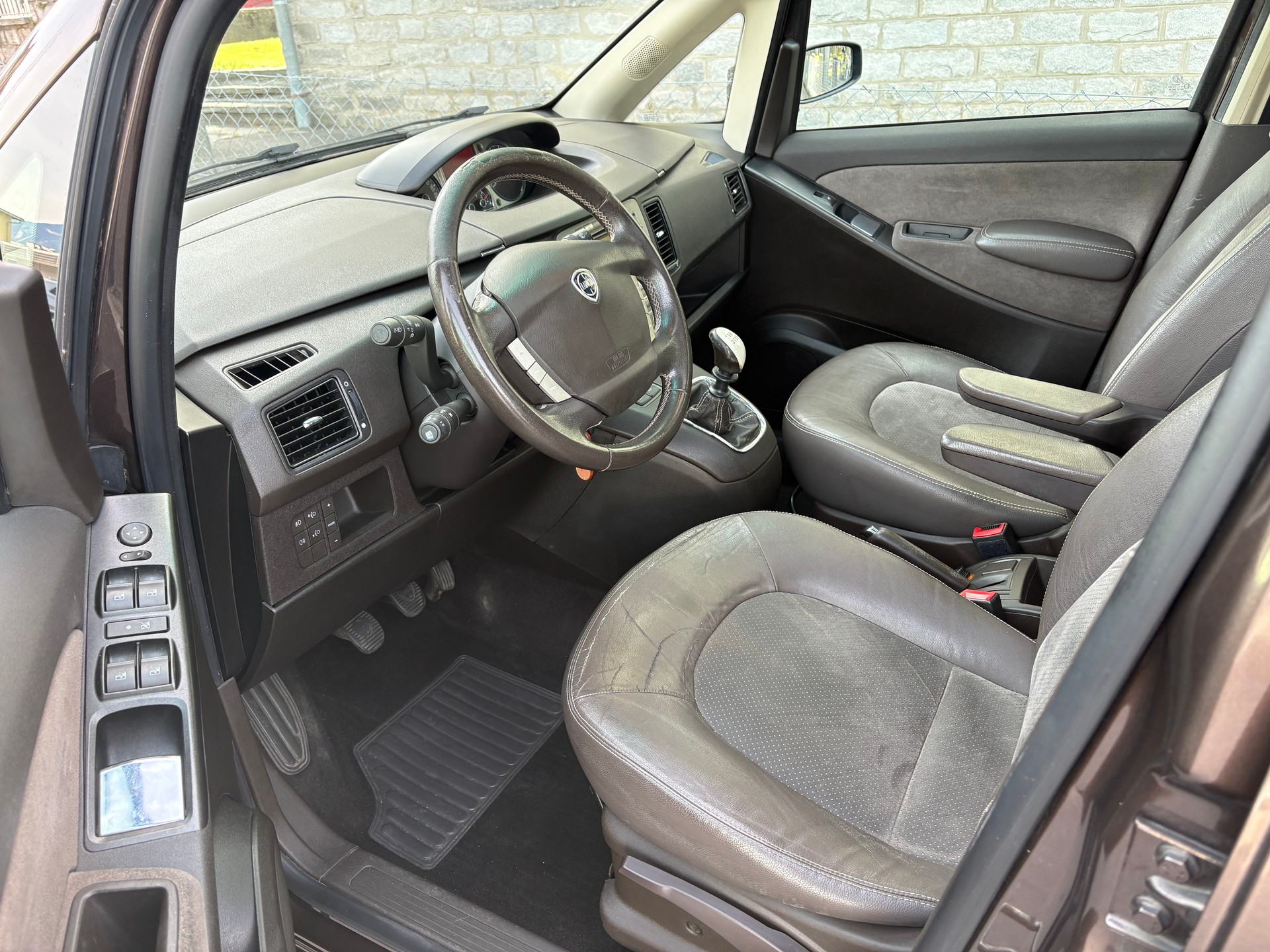LANCIA Musa 1.4 16V Oro-image-7