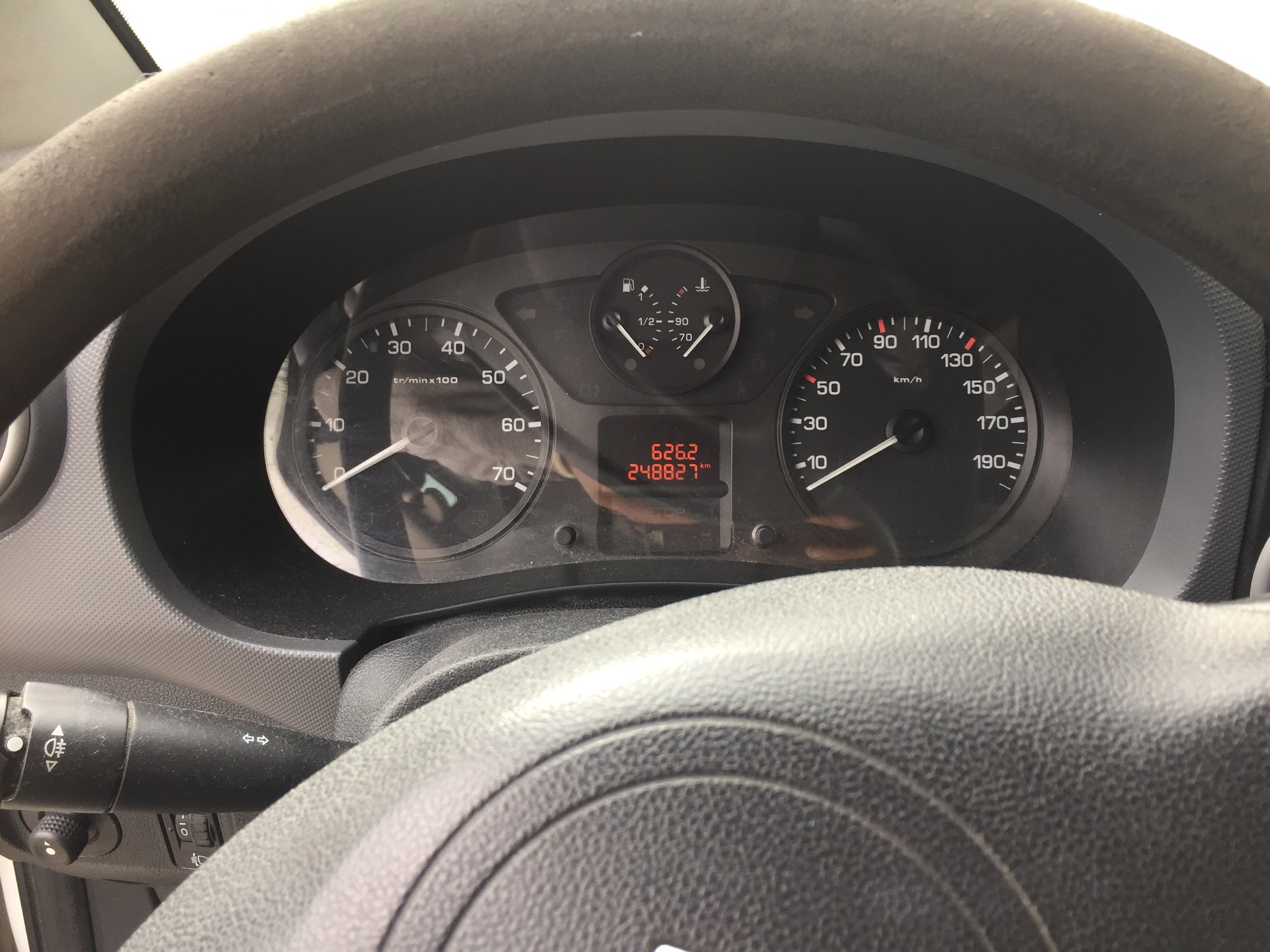 CITROEN Berlingo 1.6 HDi 600 Komfort (Confort)-image-9