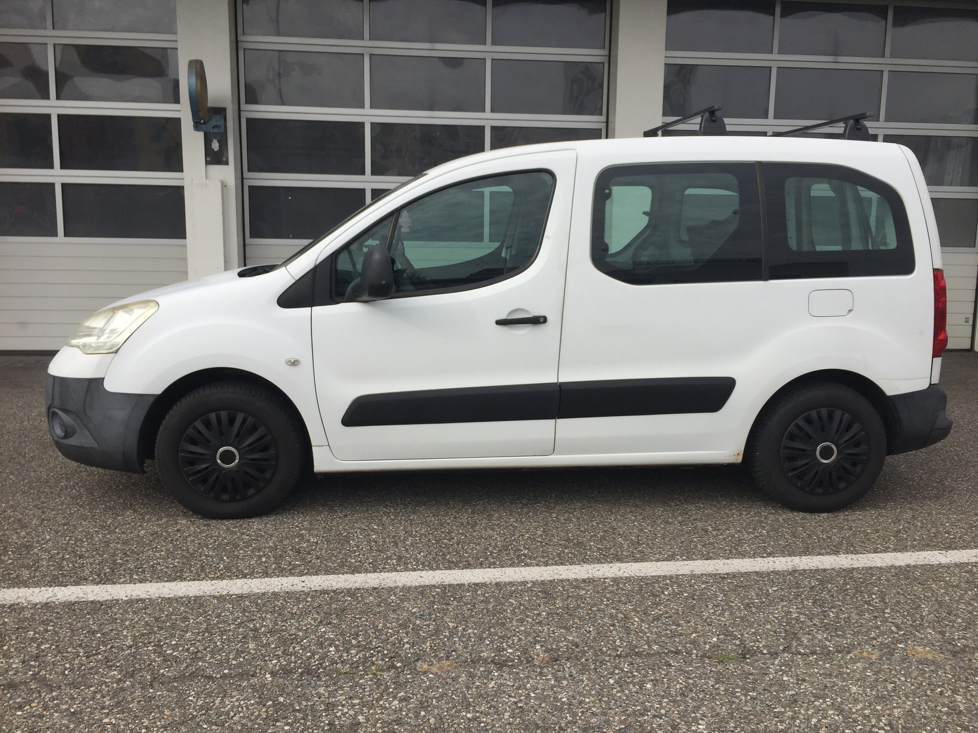 CITROEN Berlingo 1.6 HDi 600 Komfort (Confort)-image-6