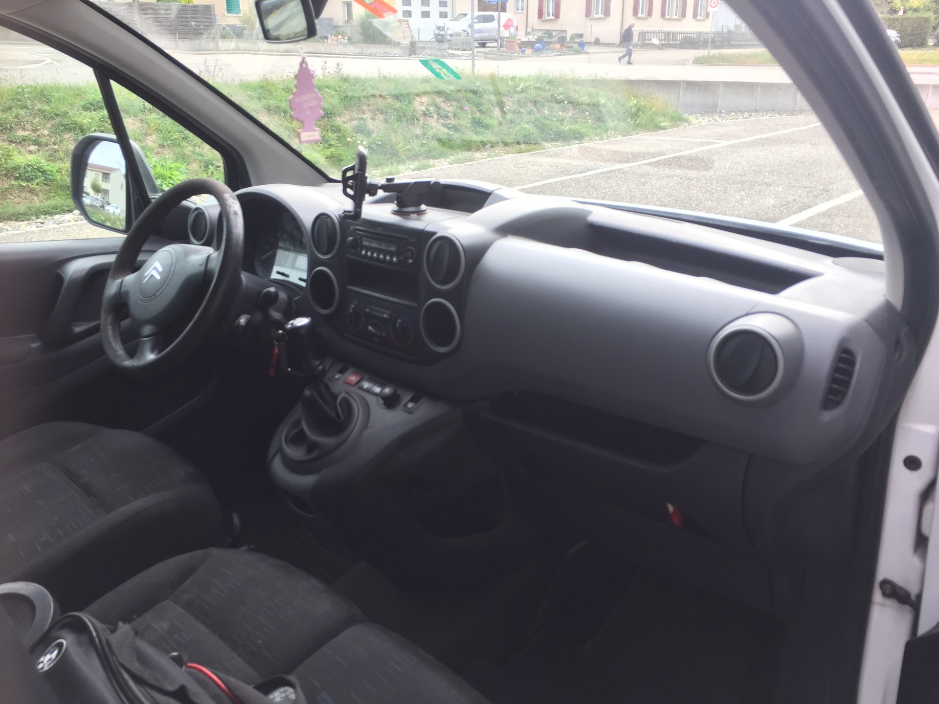 CITROEN Berlingo 1.6 HDi 600 Komfort (Confort)-image-10