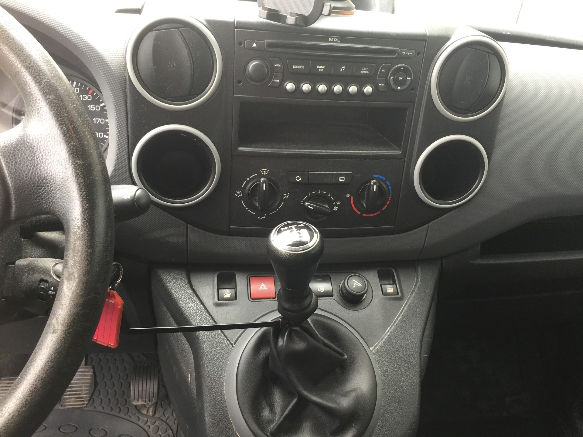 CITROEN Berlingo 1.6 HDi 600 Komfort (Confort)-image-8