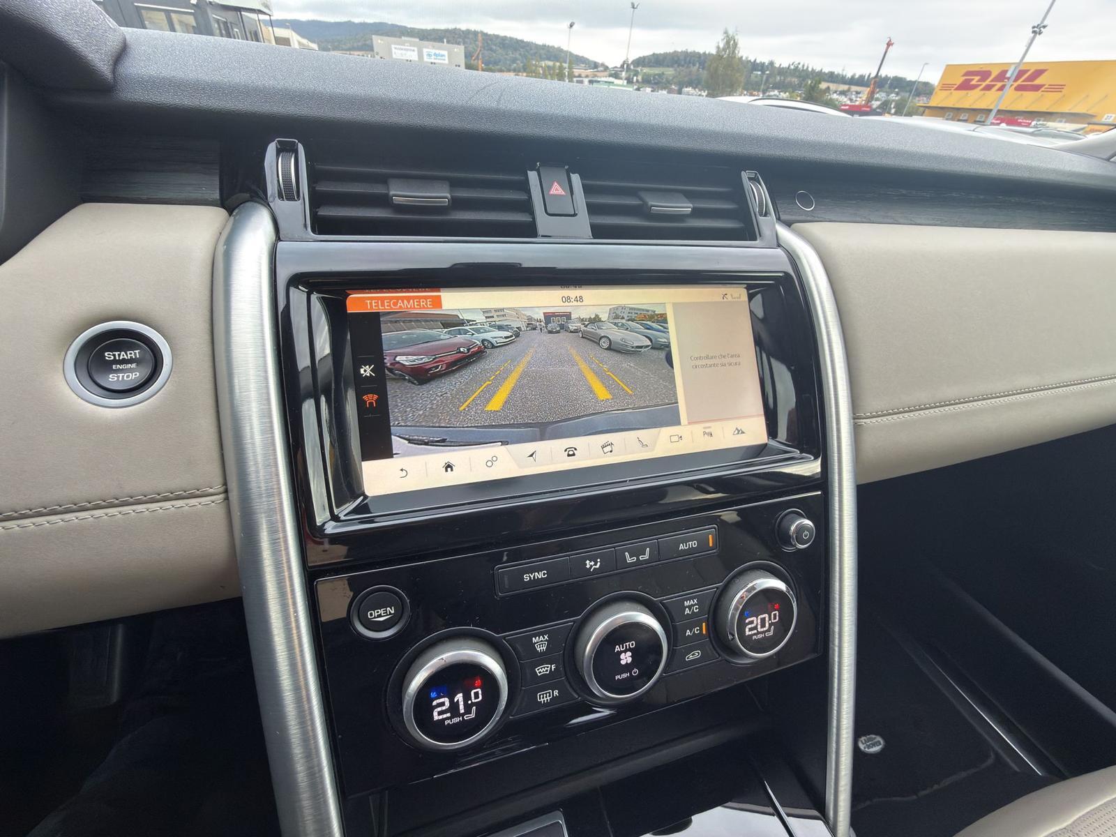 LAND ROVER Discovery 3.0 TDV6 HSE-image-15