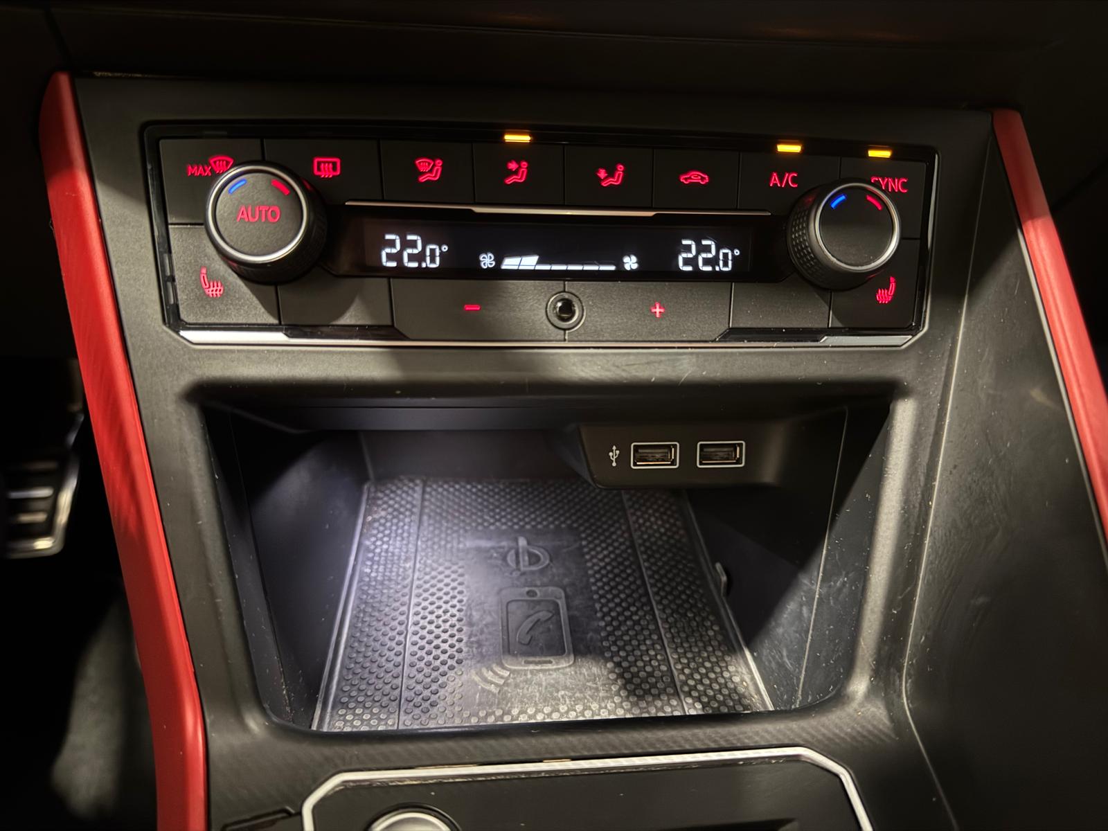 VW Polo 2.0 TSI GTI DSG-image-14