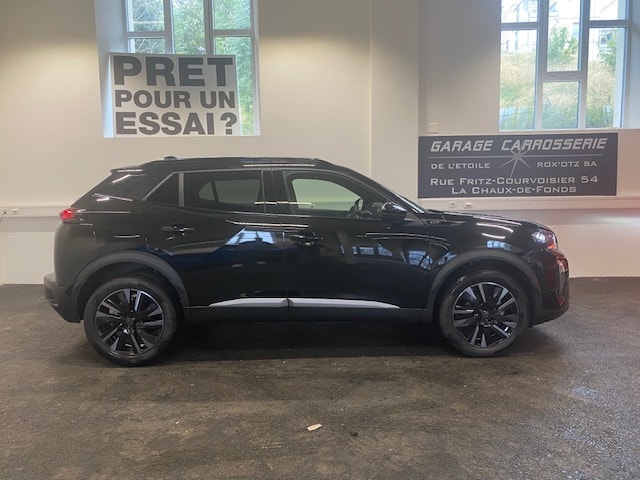 PEUGEOT 2008 1.2 PureTech GT-image-5