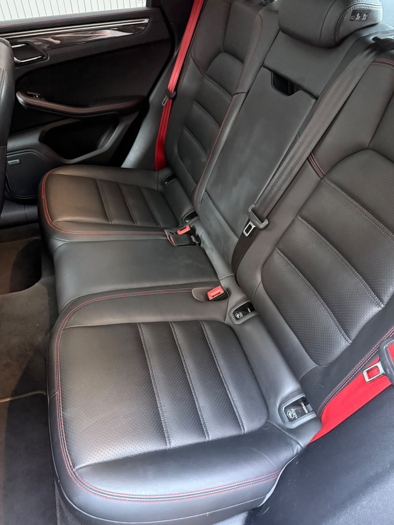 PORSCHE 2.9 V6 GTS-image-5
