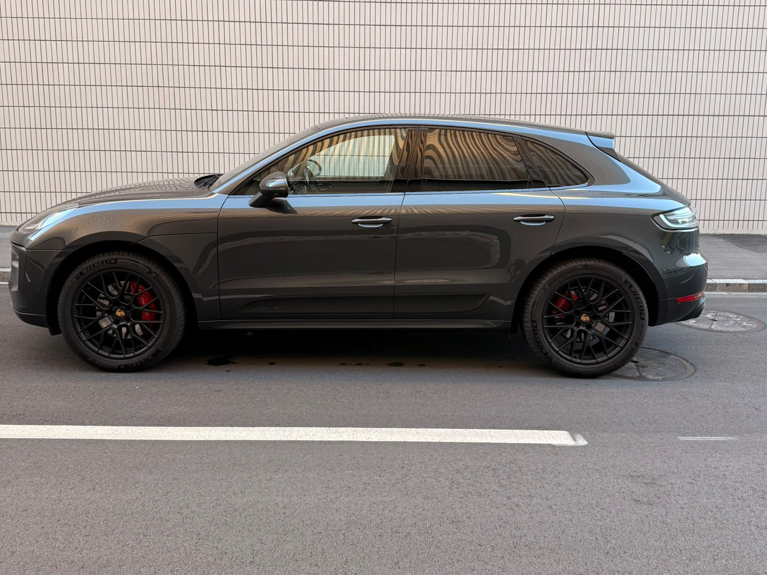 PORSCHE 2.9 V6 GTS-image-1