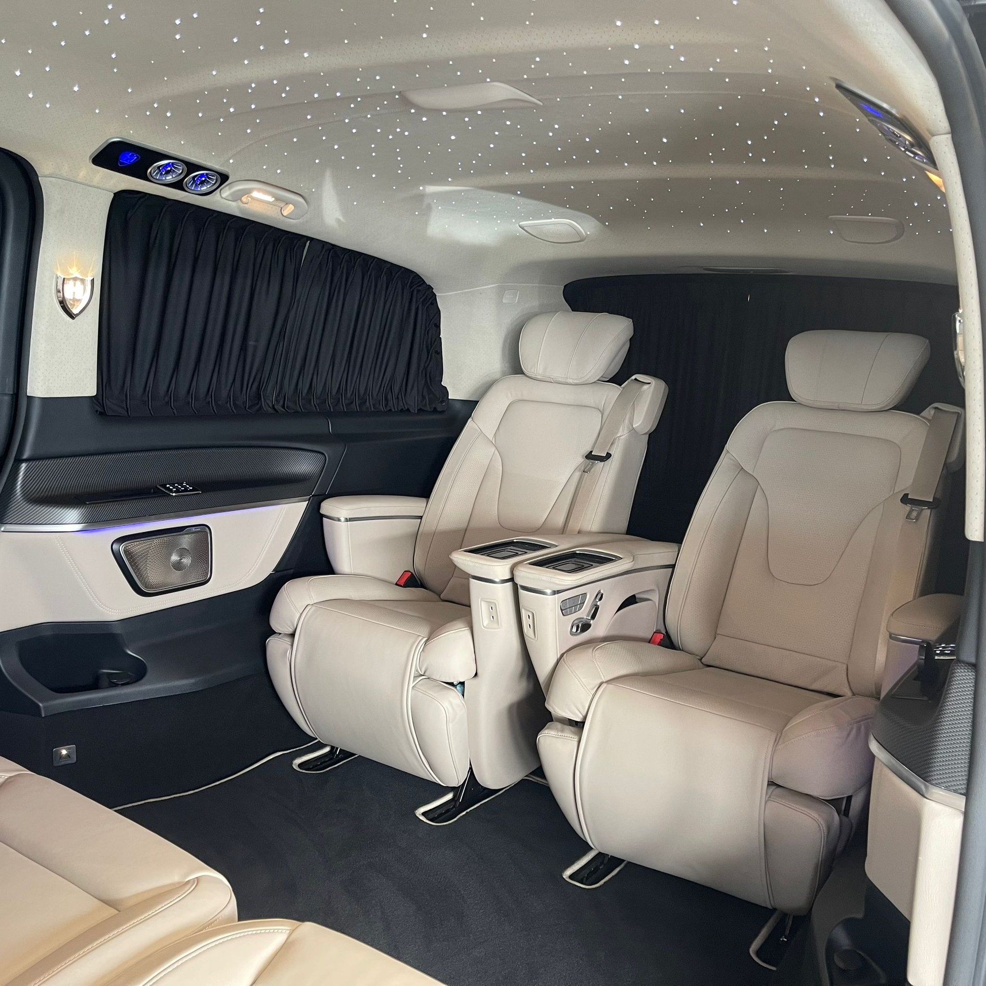 MERCEDES-BENZ V 300 d Extra-Lang 4matic Exclusive FALCON LOCARNO V.I.P-image-39