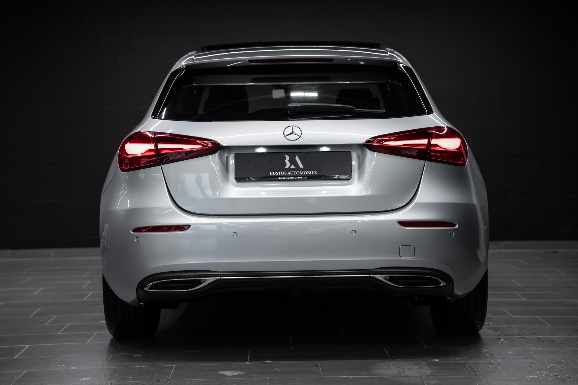 MERCEDES-BENZ A 200 d 8G-DCT-image-8