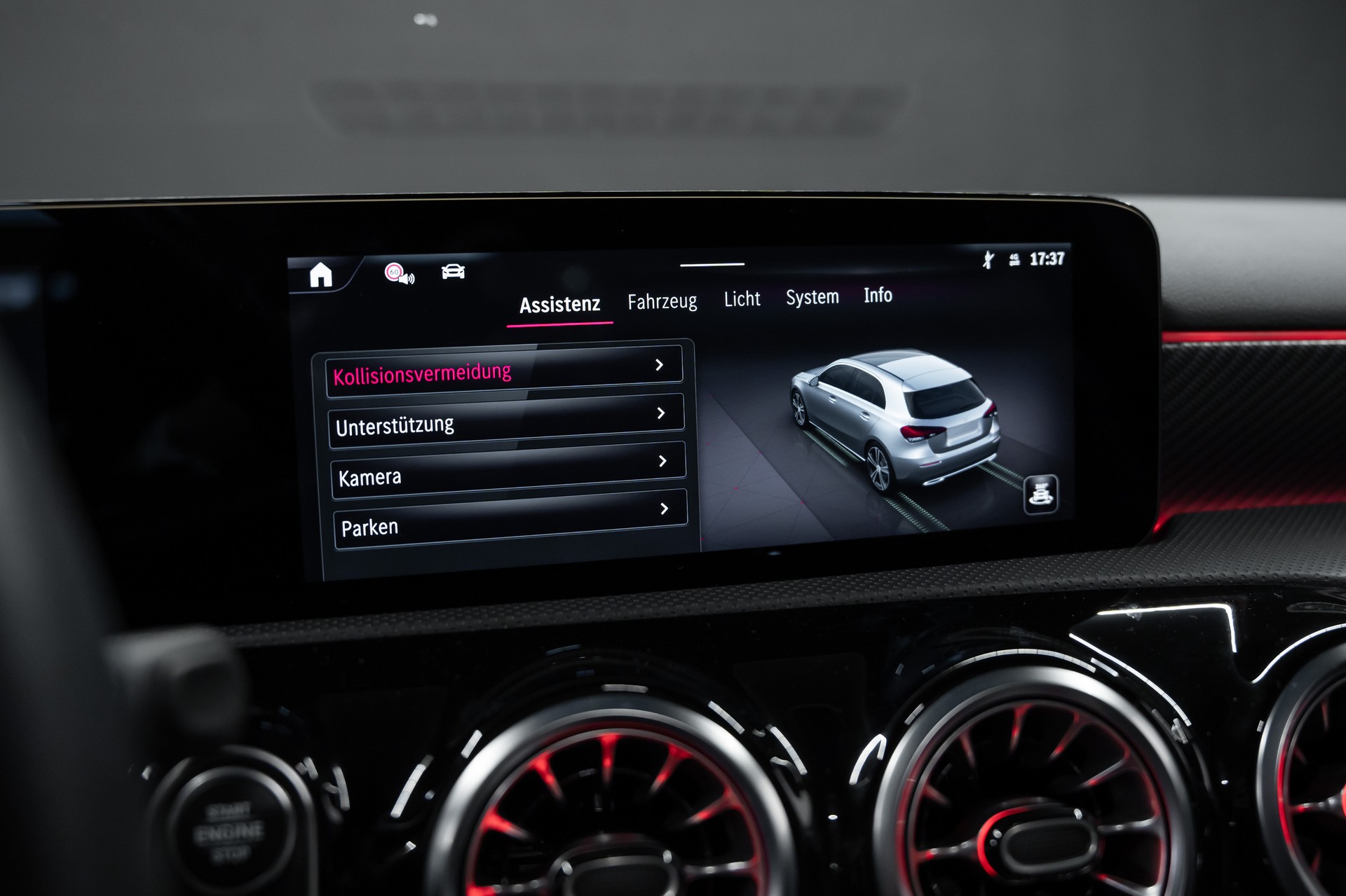 MERCEDES-BENZ A 200 d 8G-DCT-image-15