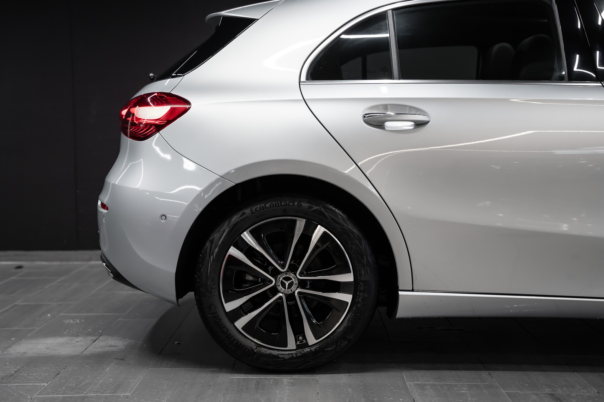 MERCEDES-BENZ A 200 d 8G-DCT-image-4