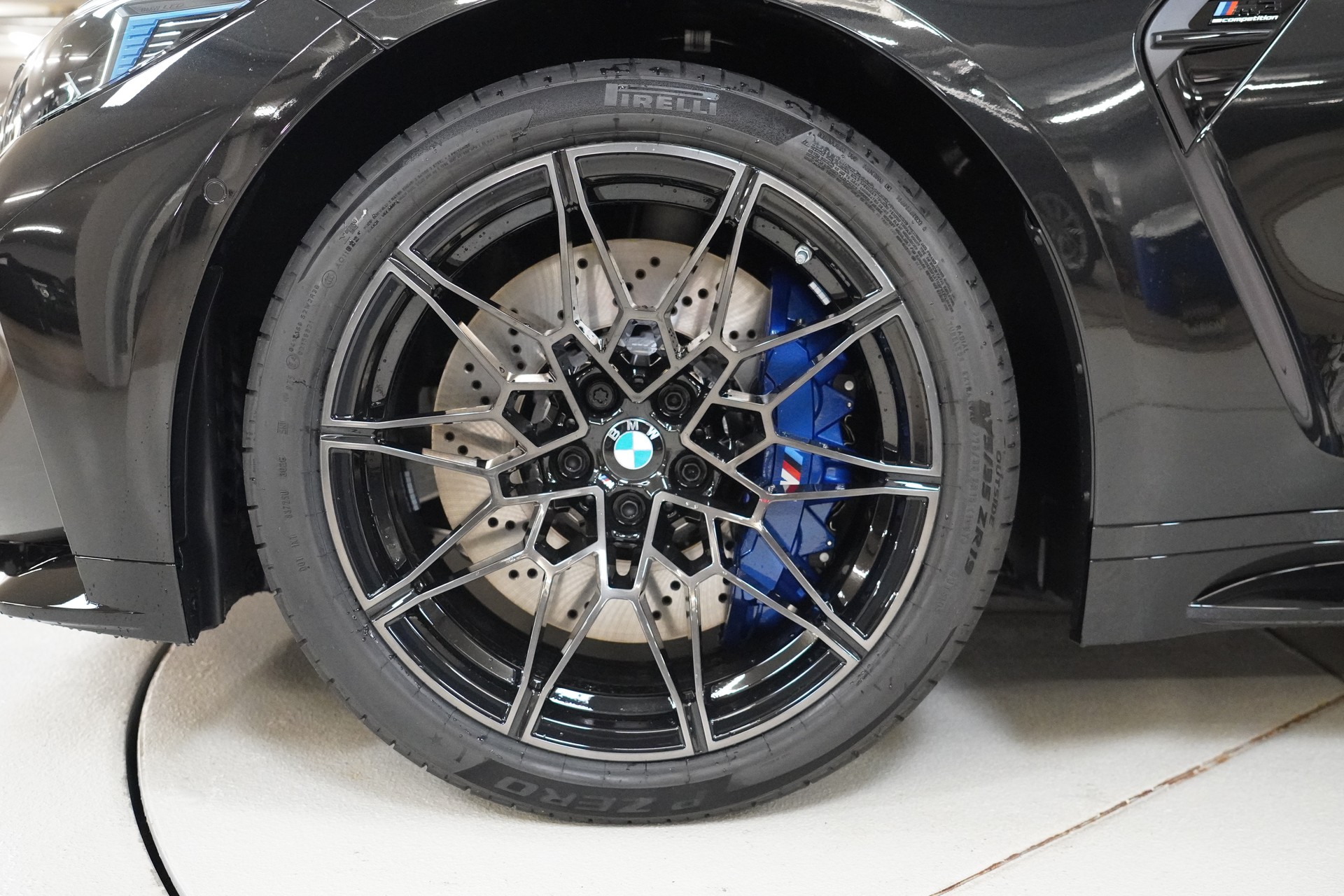 BMW M3 Touring xDrive Competition M-image-9