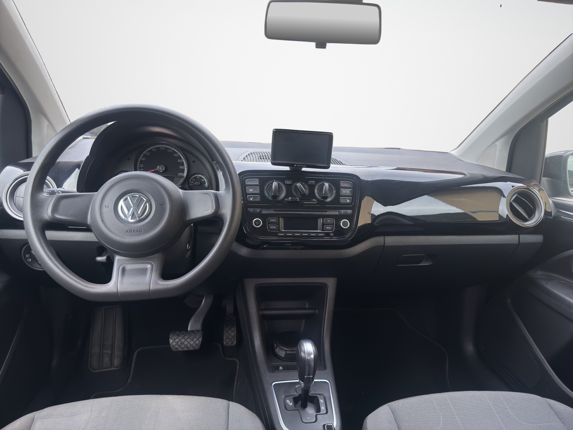 VW Up 1.0-image-10
