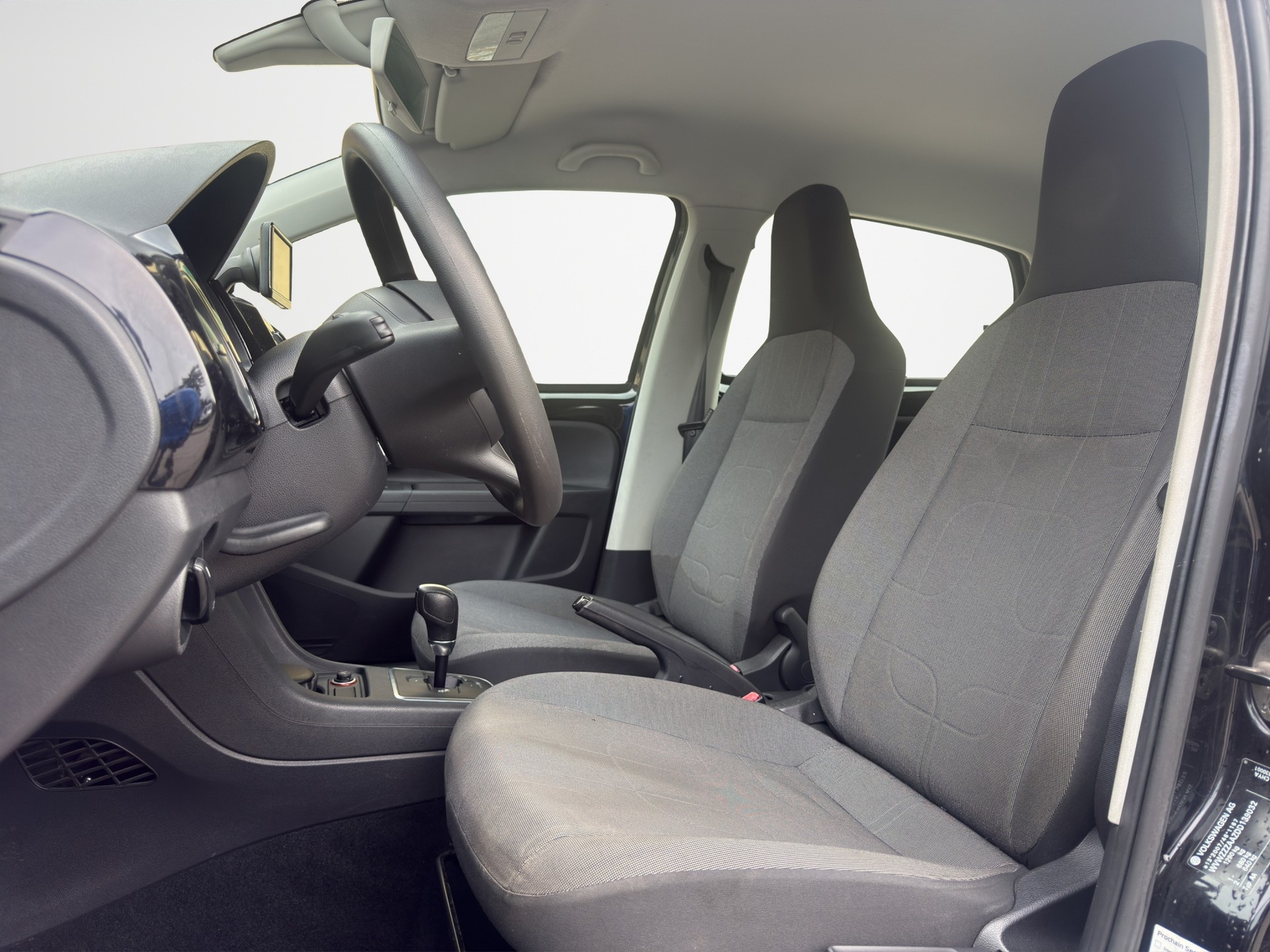 VW Up 1.0-image-7