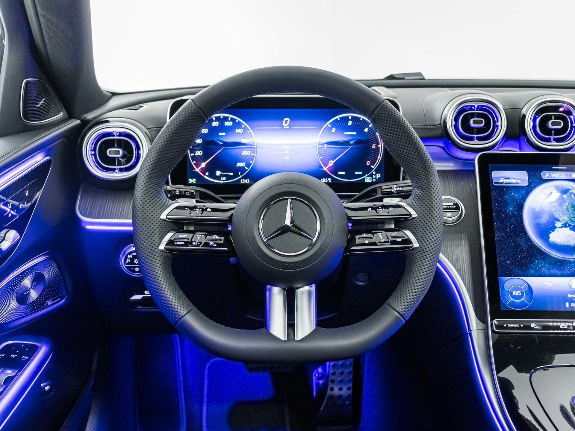 MERCEDES-BENZ C 220 d 4MATIC T-Modell Swiss Star-image-10