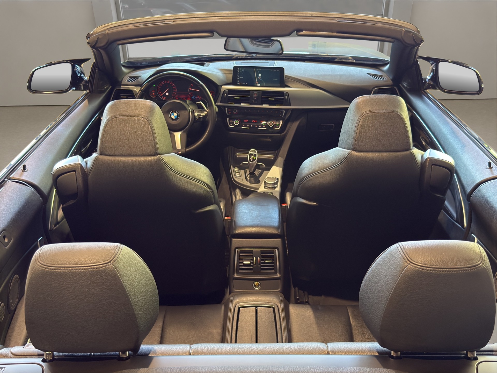 BMW 440i Cabriolet xDrive M Sport Steptronic-image-23