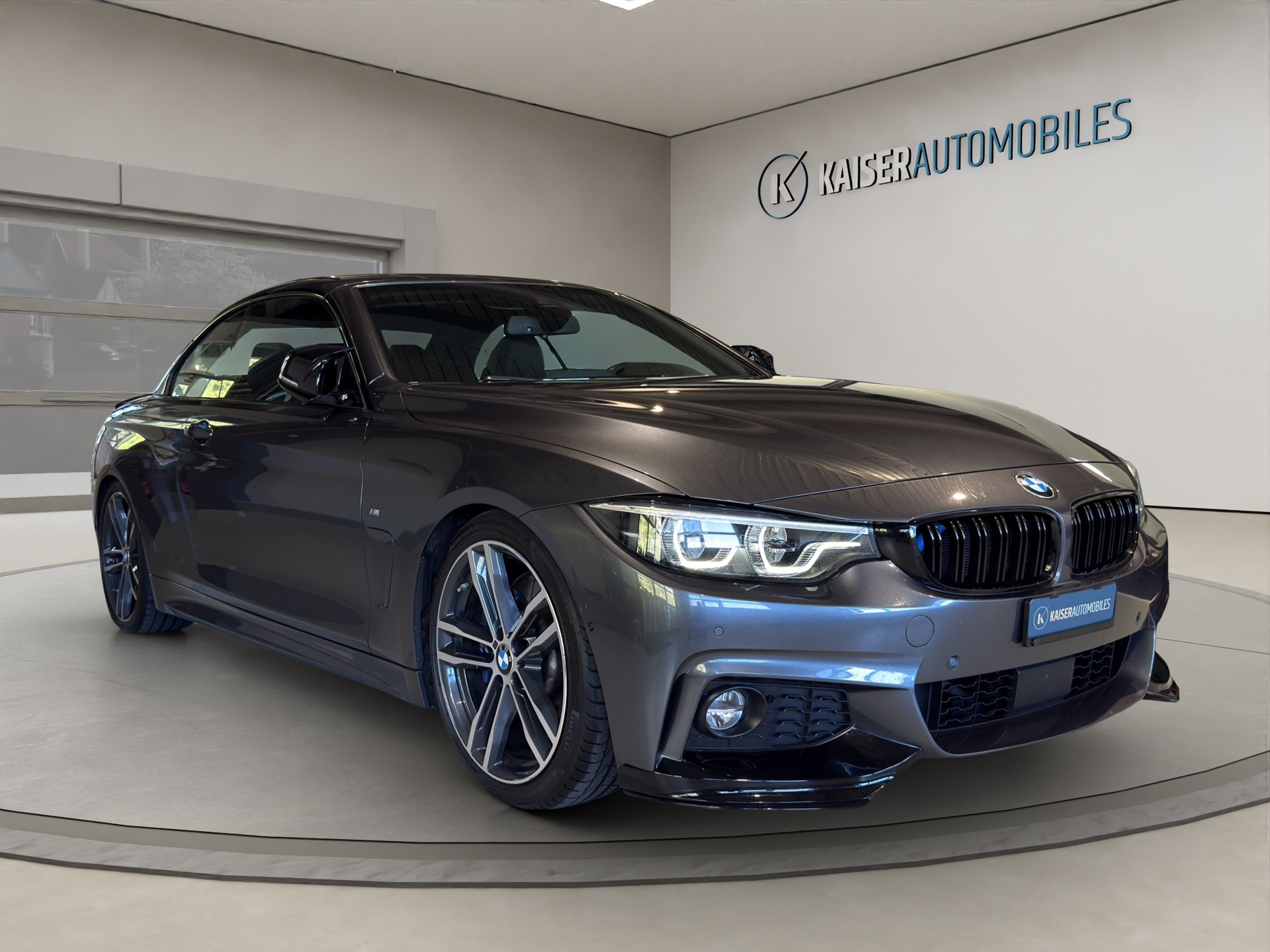 BMW 440i Cabriolet xDrive M Sport Steptronic-image-4