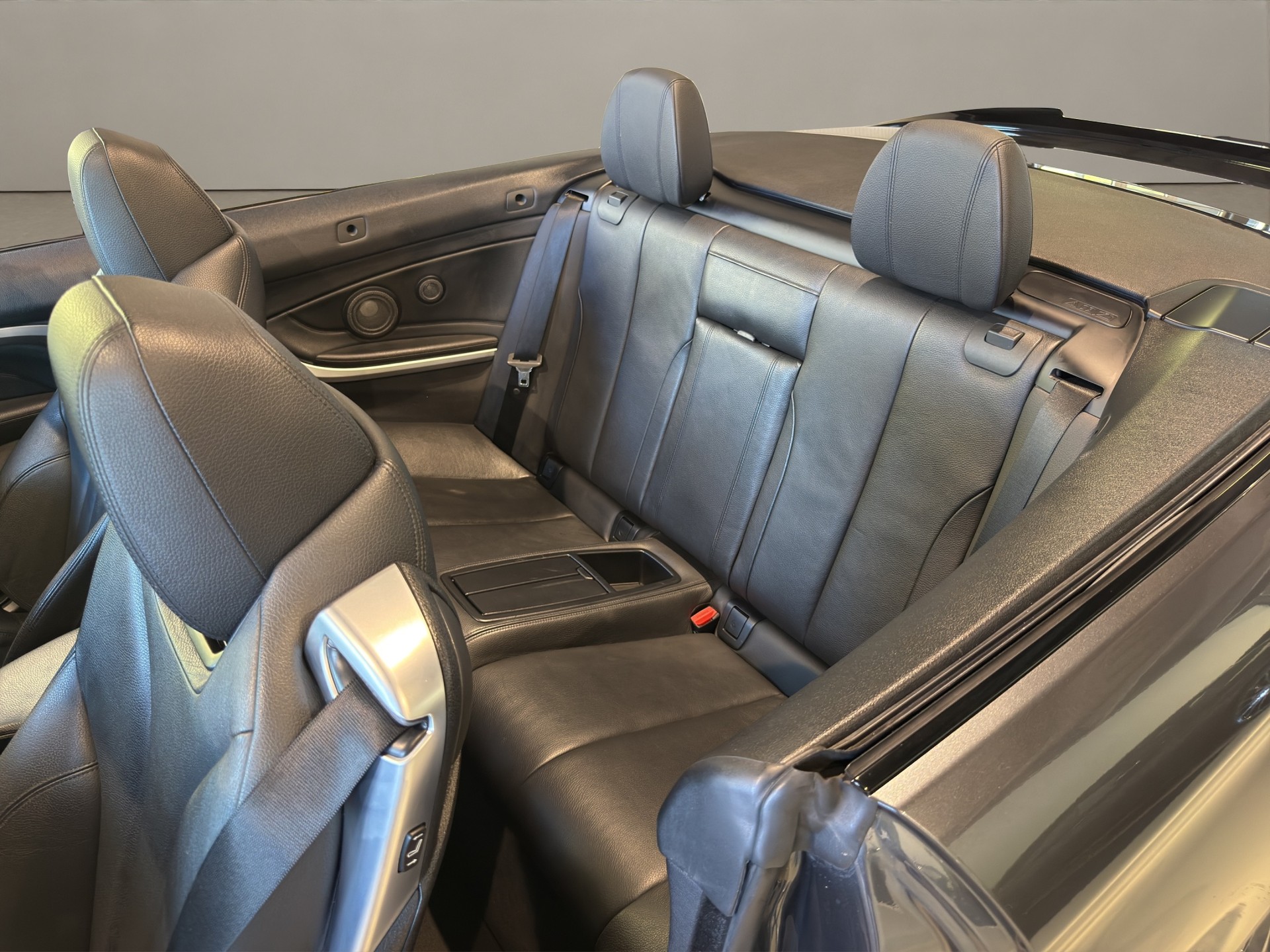 BMW 440i Cabriolet xDrive M Sport Steptronic-image-24