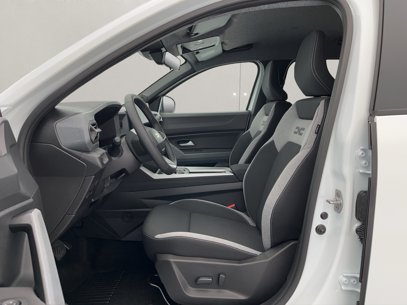 DACIA Bigster 1.8 Hybrid Journey-image-7