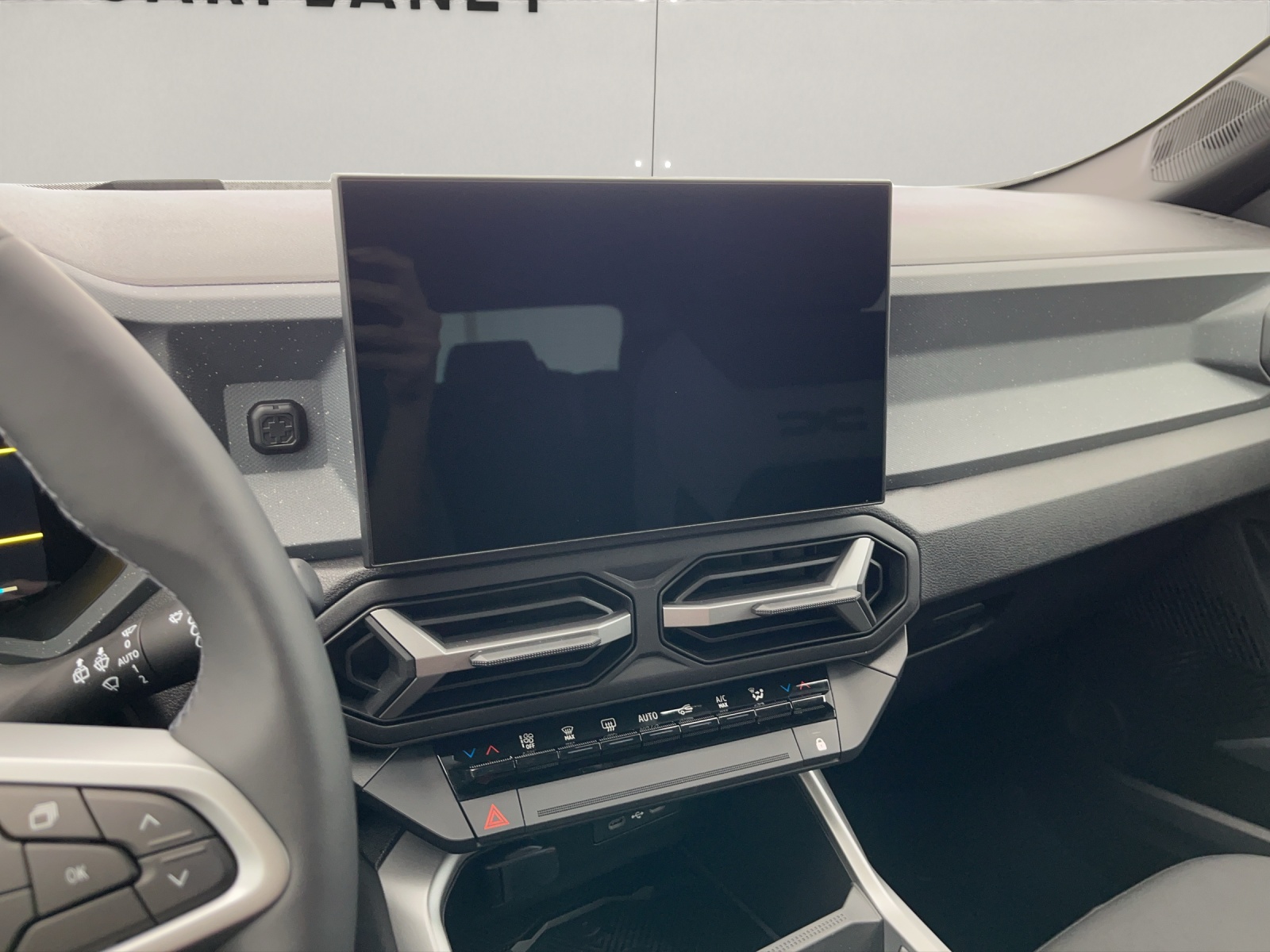 DACIA Bigster 1.8 Hybrid Journey-image-11