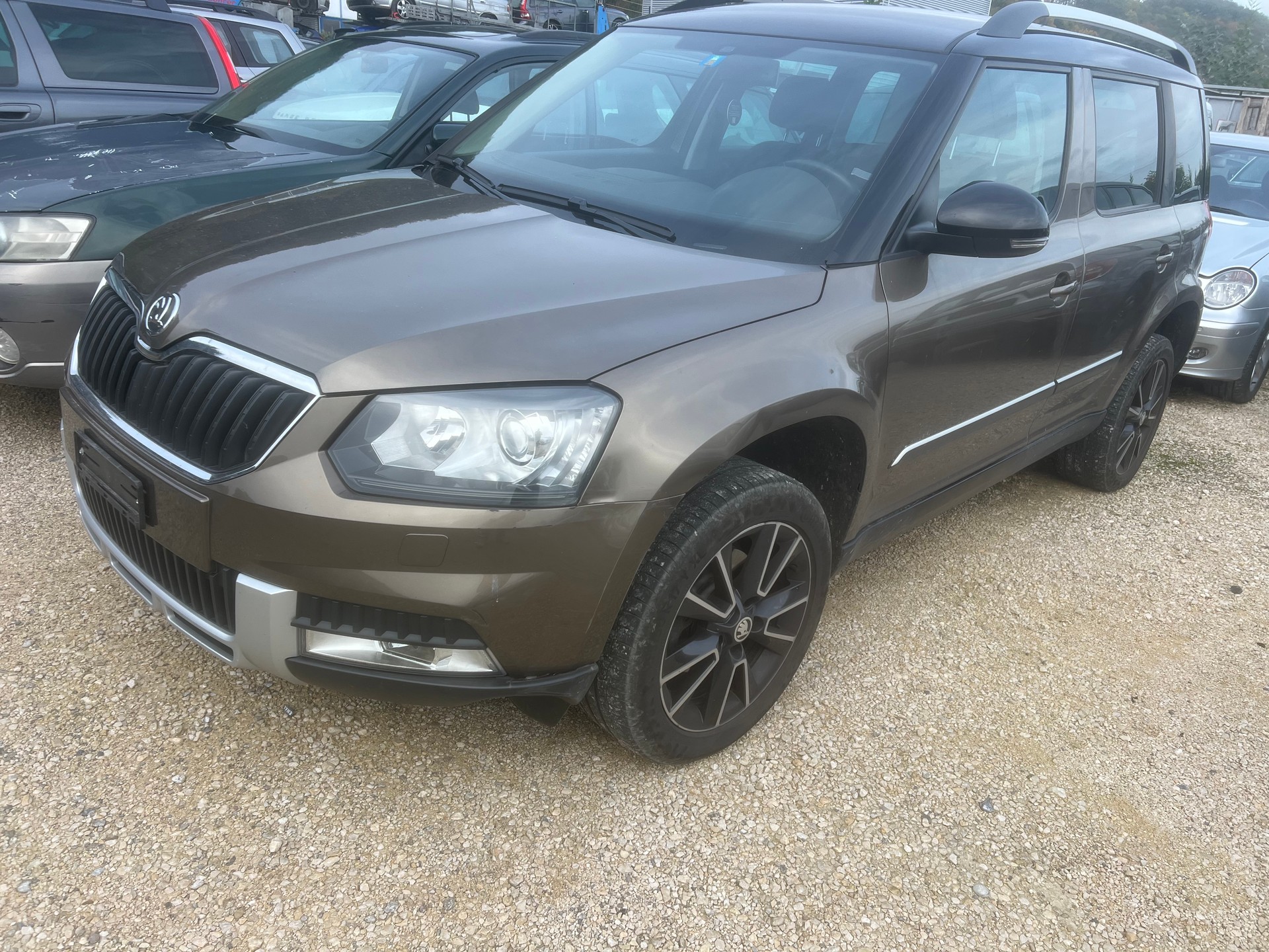 SKODA Yeti 1.8 TSI Elegance Outdoor 4x4 DSG-image-4