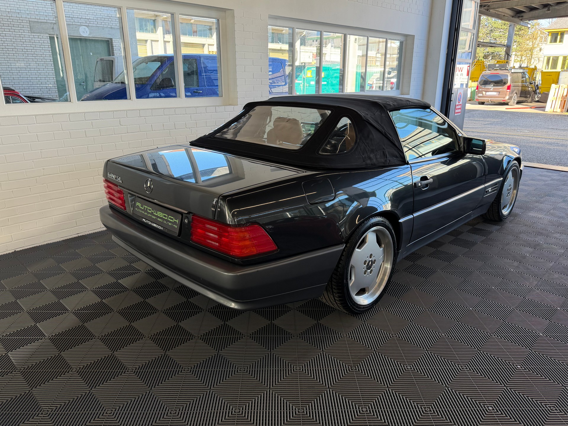 MERCEDES-BENZ SL 600 Automatic I V12 I 394PS I-image-2