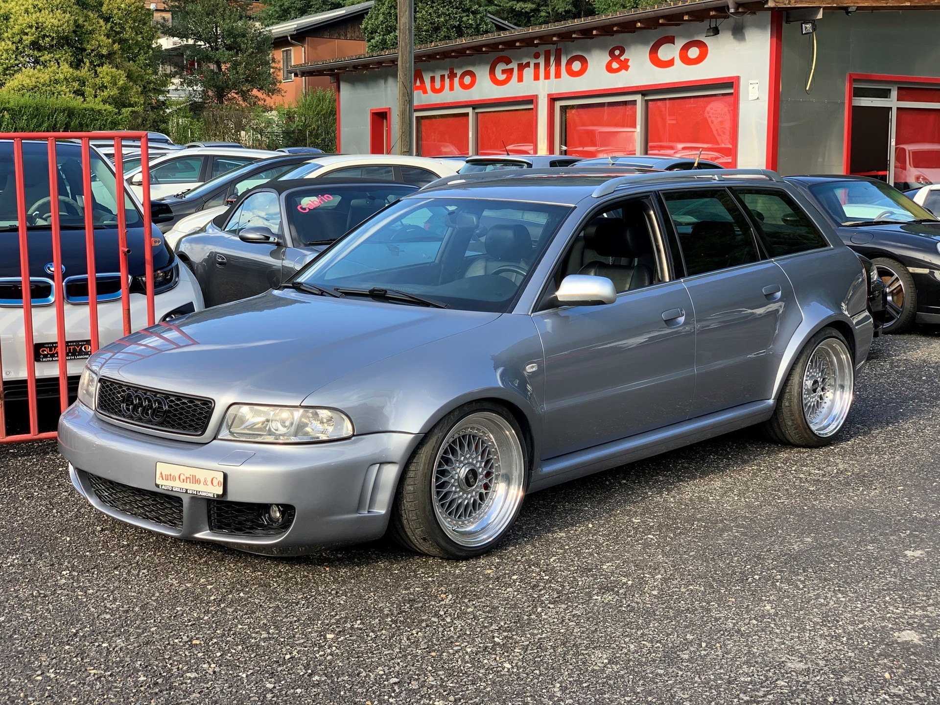 AUDI RS4 Avant quattro-image-0