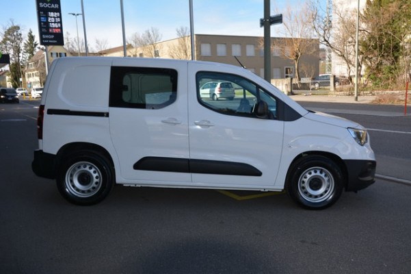 OPEL Combo-e Cargo-image-4