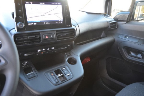 OPEL Combo-e Cargo-image-8