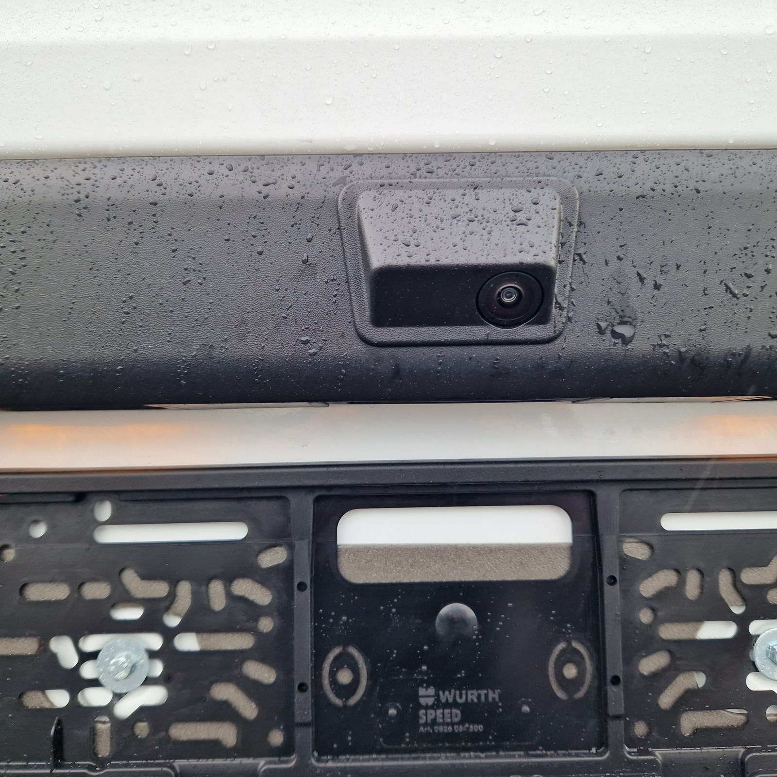 FORD Transit Custom Van 300 L2H1 Limited A-image-14