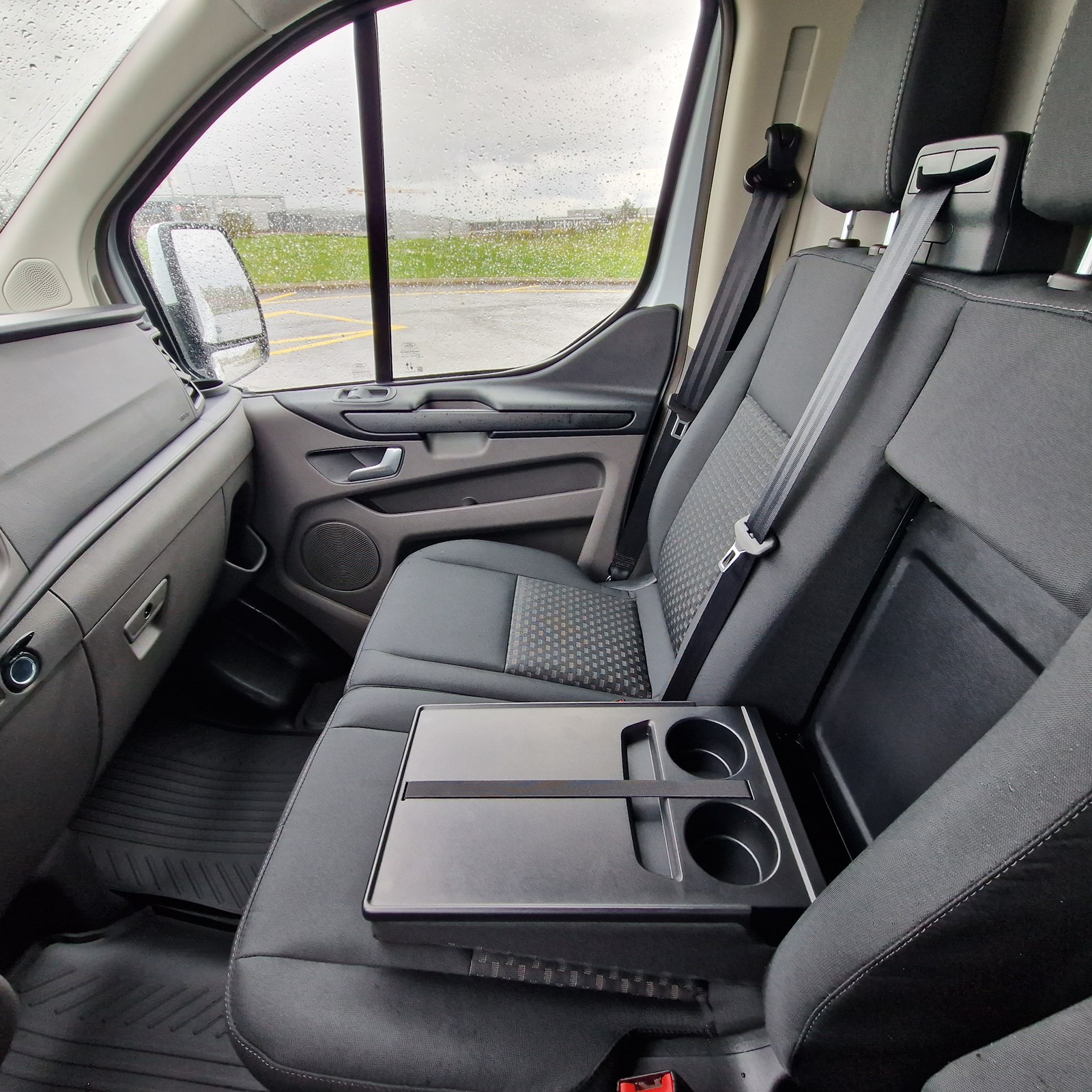 FORD Transit Custom Van 300 L2H1 Limited A-image-24
