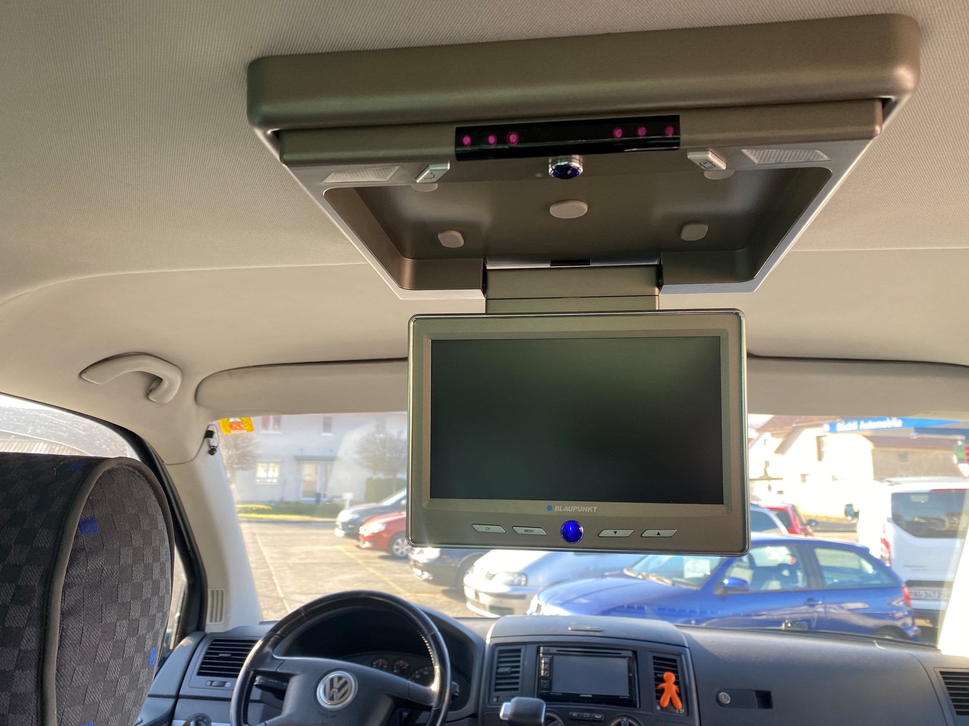 VW T5 Multivan Comfortline 2.5 TDI-image-11