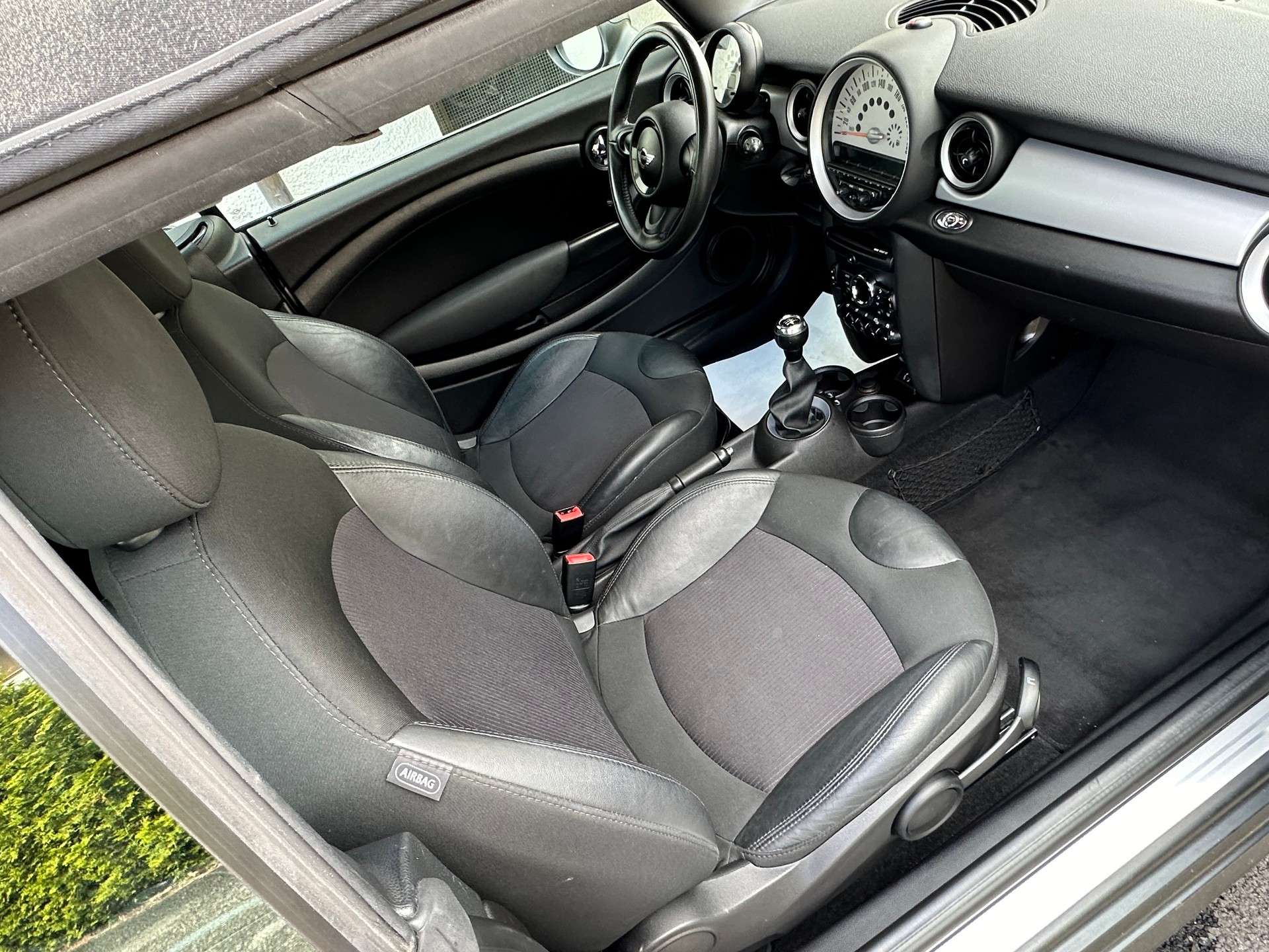 MINI Mini Cabrio One-image-8