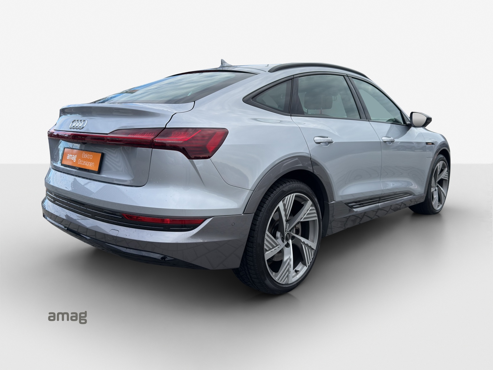 AUDI e-tron 50 Sportback Advanced Attraction quattro-image-5