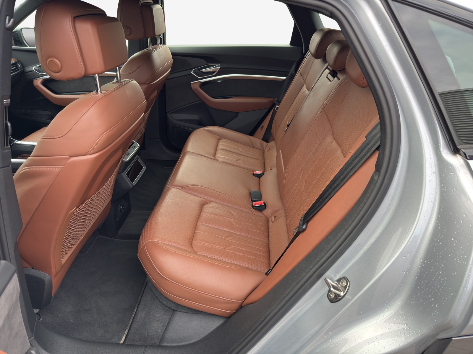 AUDI e-tron 50 Sportback Advanced Attraction quattro-image-12