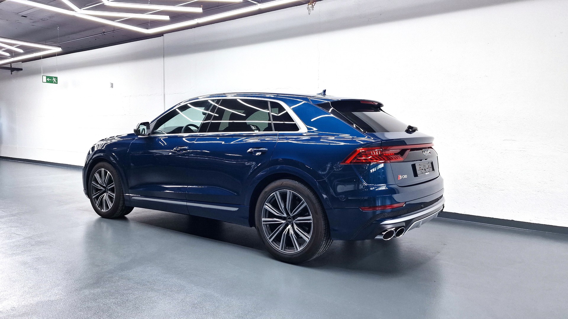 AUDI SQ8 4.0 V8 TFSI quattro T-Tronic-image-6