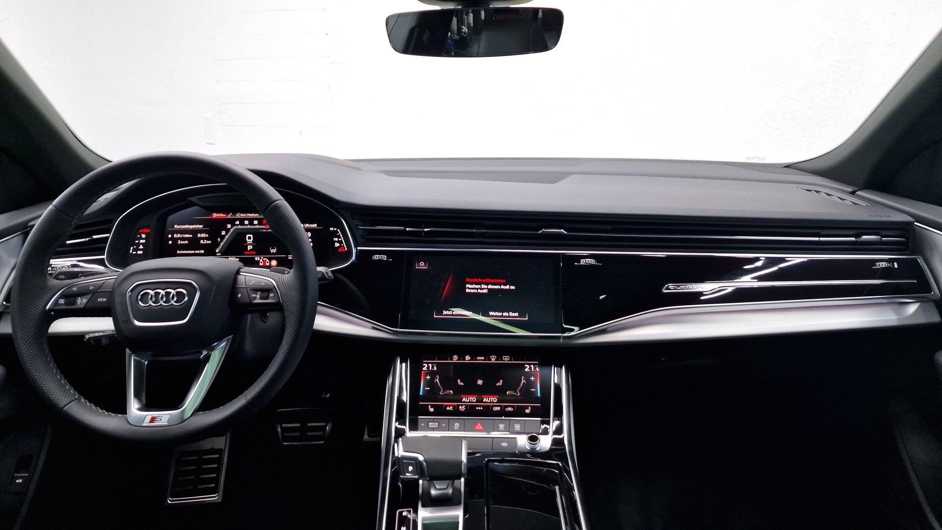 AUDI SQ8 4.0 V8 TFSI quattro T-Tronic-image-11