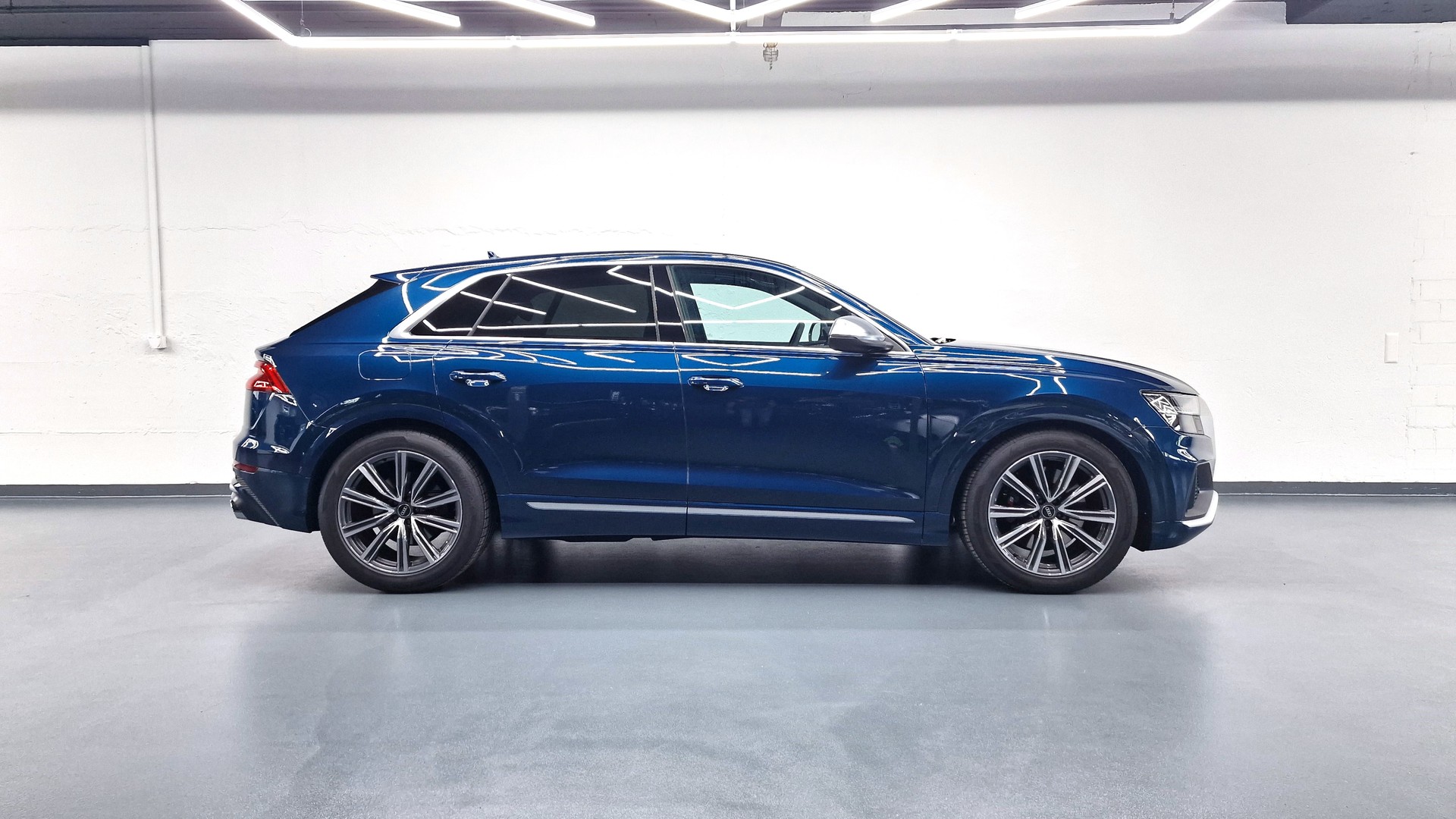 AUDI SQ8 4.0 V8 TFSI quattro T-Tronic-image-0