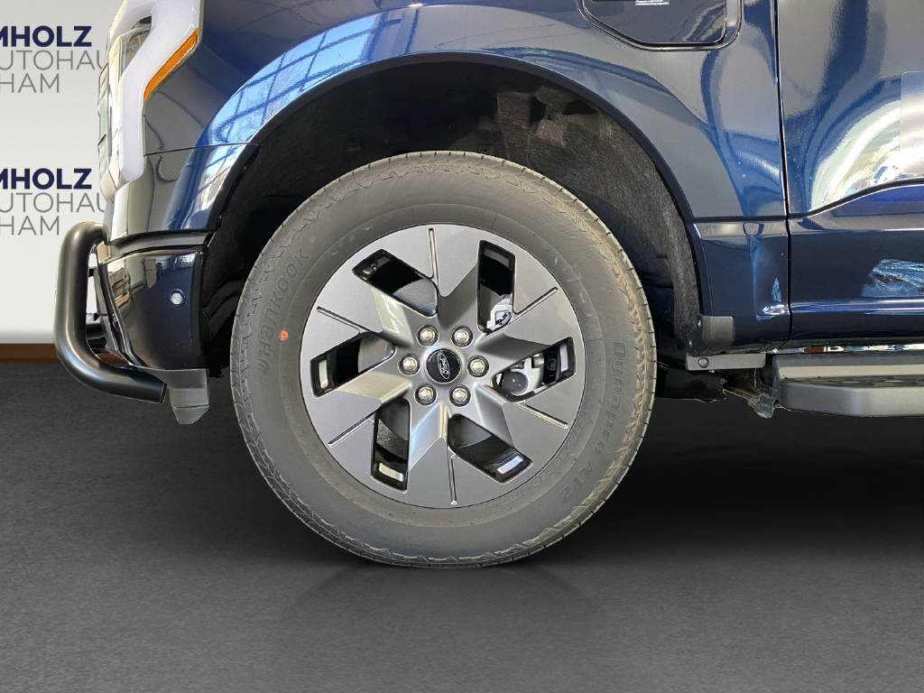 FORD F-150 Lightning DKab.Pick-up 98 kWh Lariat Launch Edition-image-15
