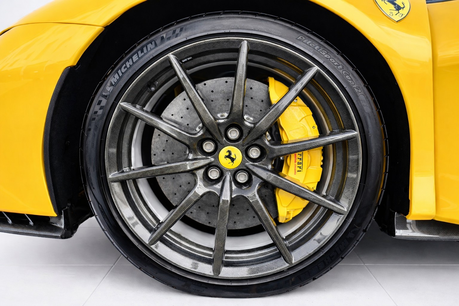 FERRARI SF90 Stradale Assetto Fiorano-image-15