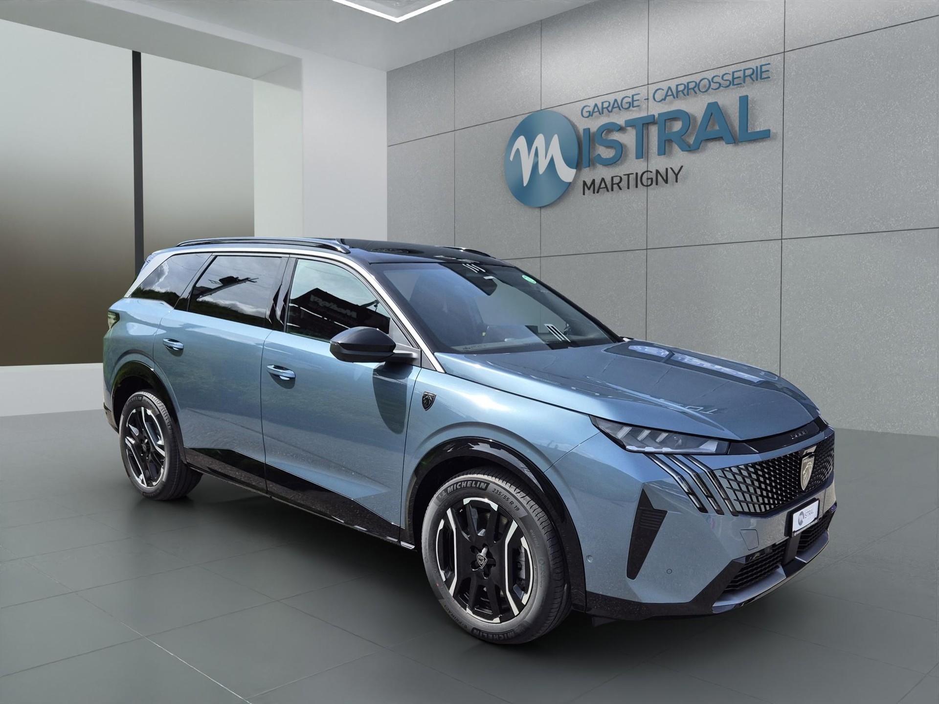 PEUGEOT 5008 e-GT-image-6