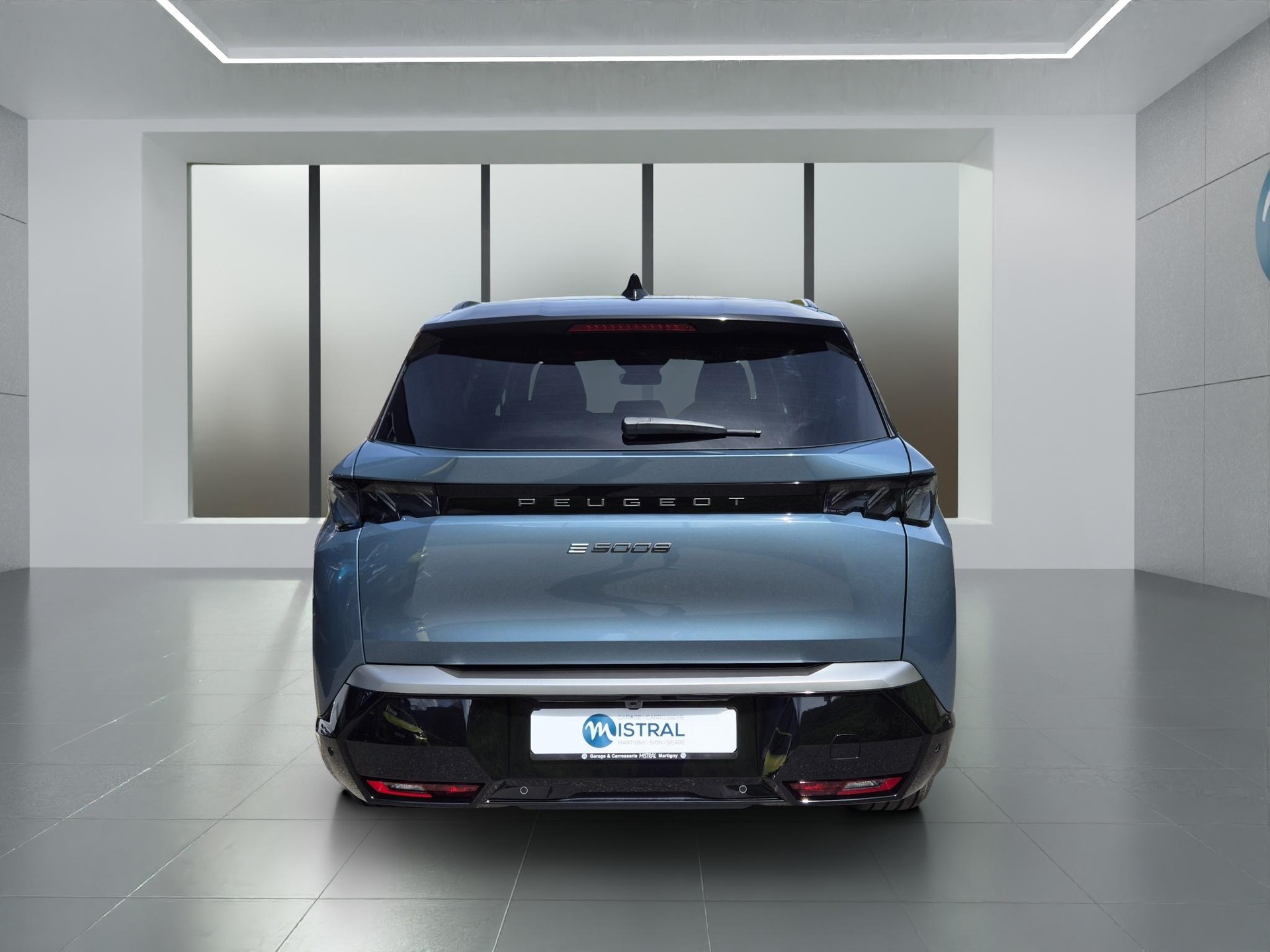 PEUGEOT 5008 e-GT-image-3