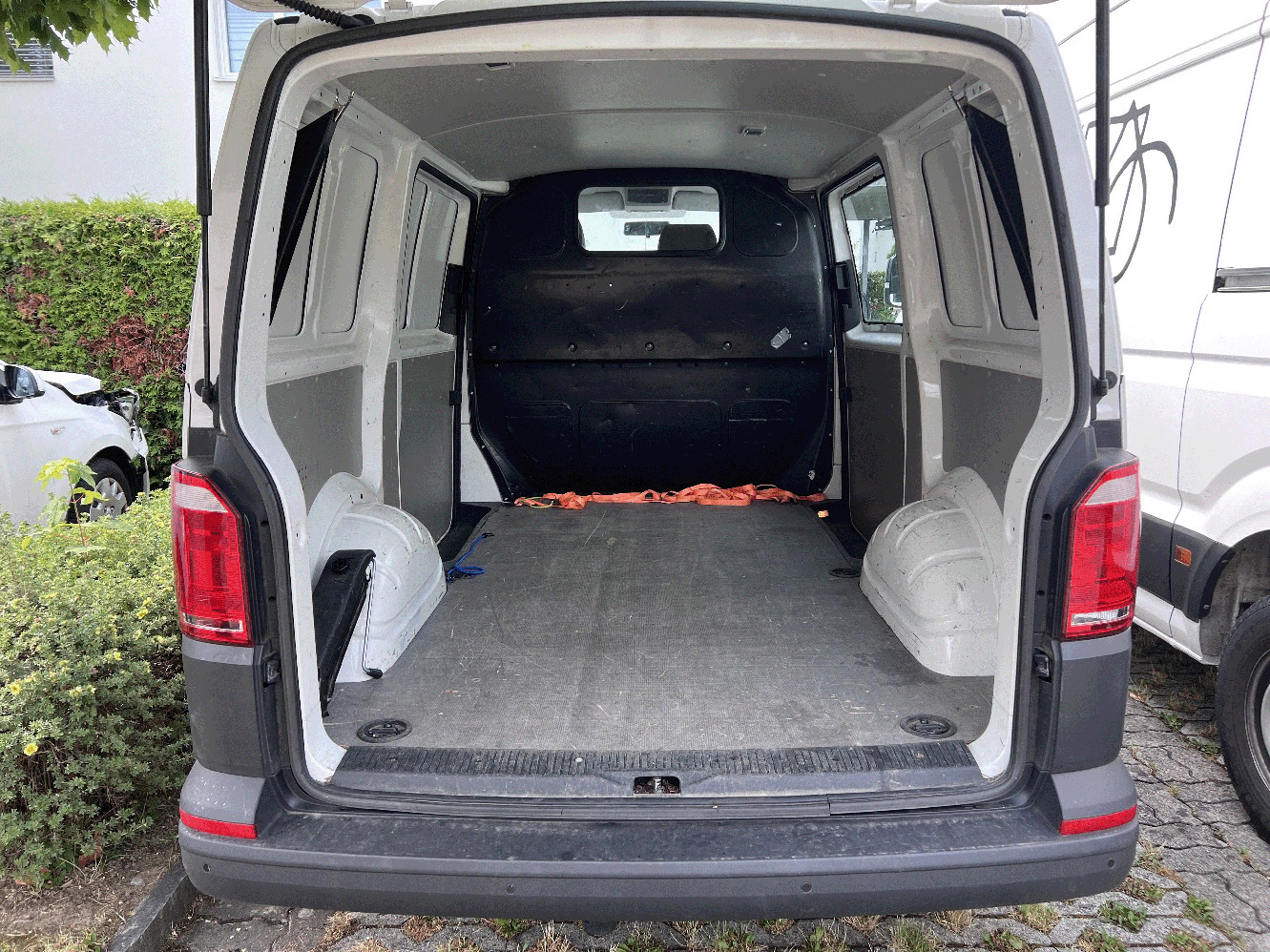 VW T6 2.0 TDI Euro 6-image-2