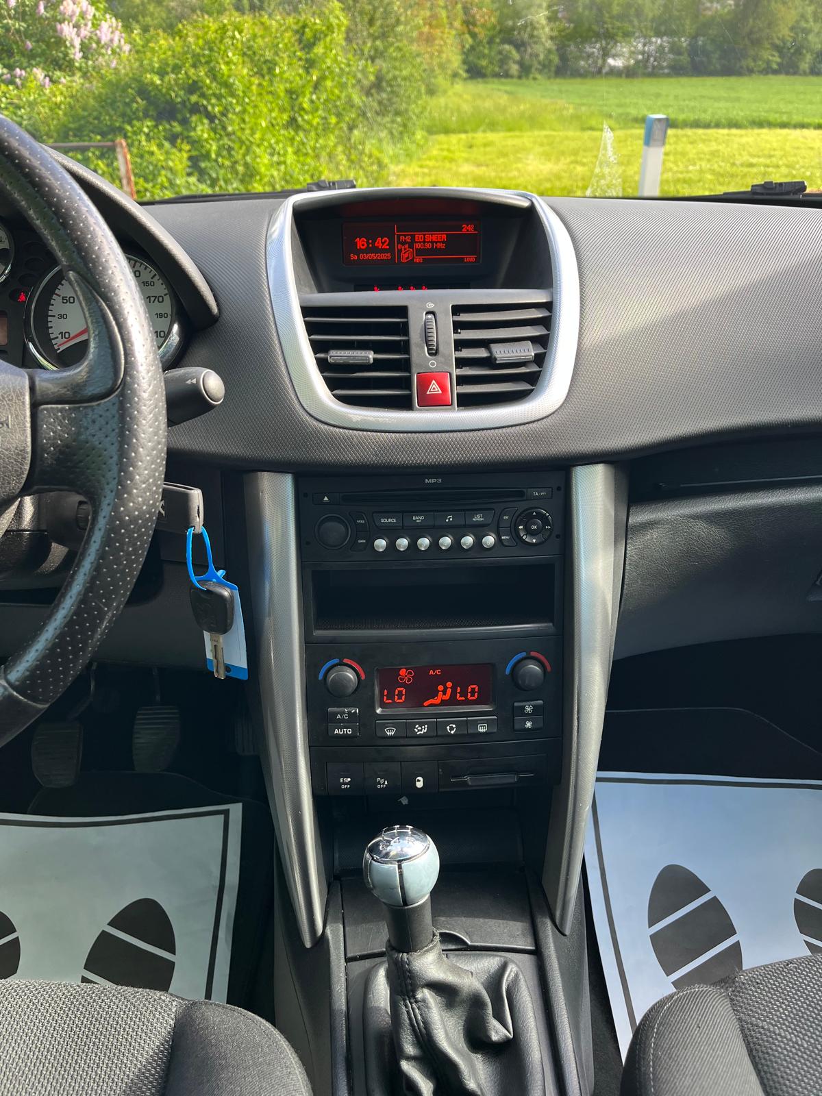 PEUGEOT 207 SW 1.6 16V Sport-image-10