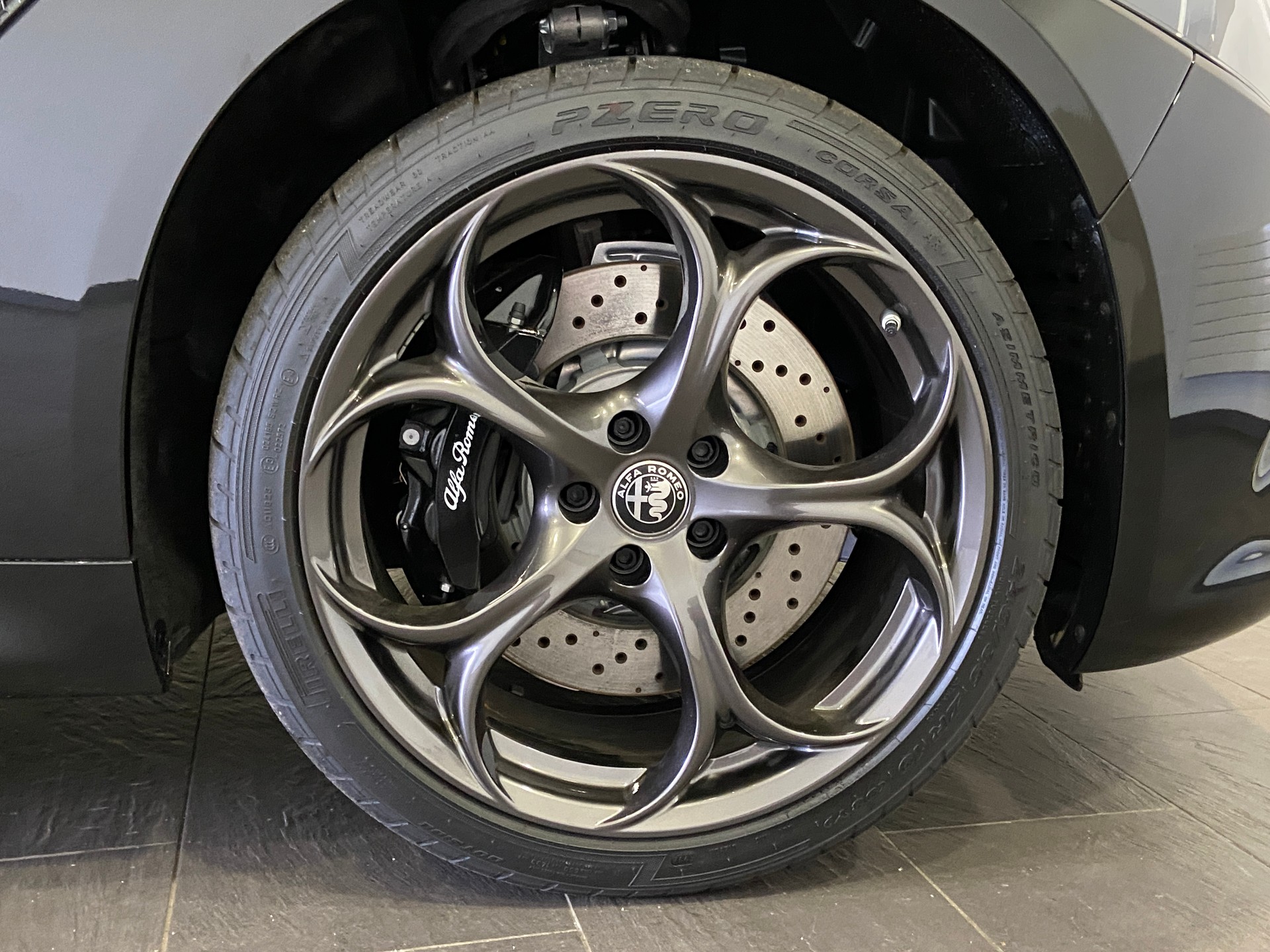ALFA ROMEO Giulia 2.9 V6 Quadrifoglio Super Sport Carbonroof 1 of 275-image-9