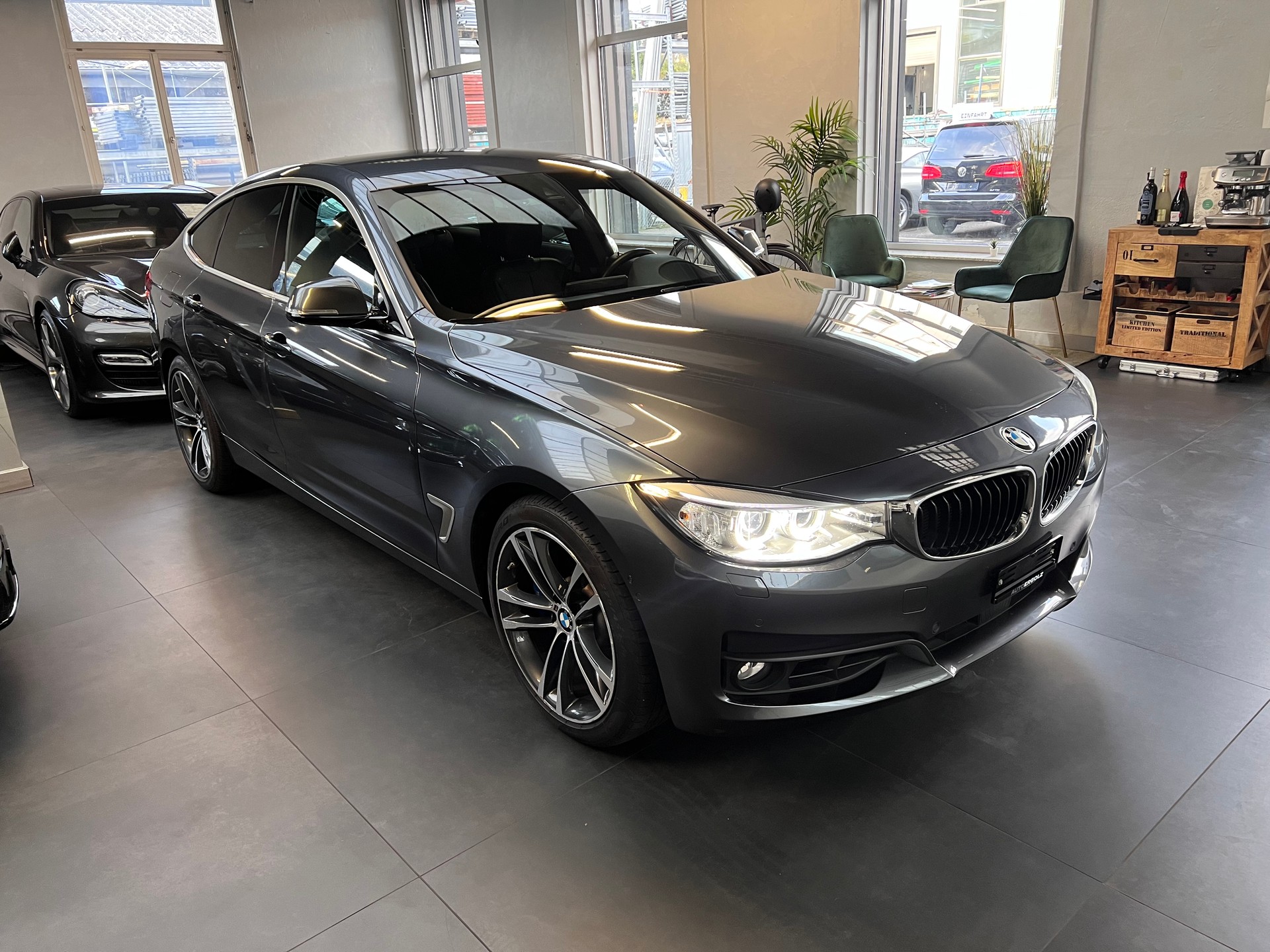 BMW 335d GT xDrive Steptronic-image-2