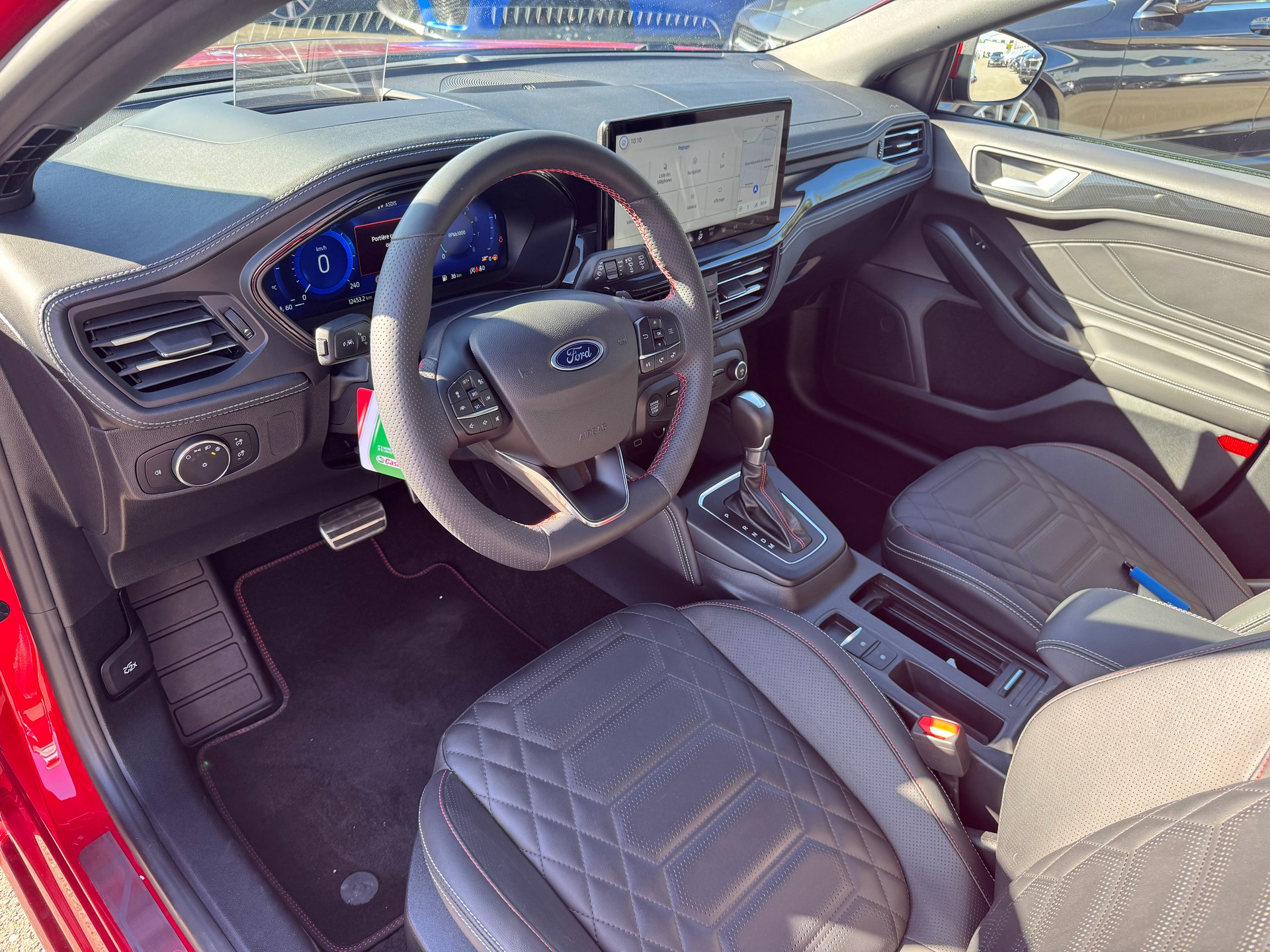 FORD Focus 1.0 MHEV ST-Line Vignale Automat-image-9