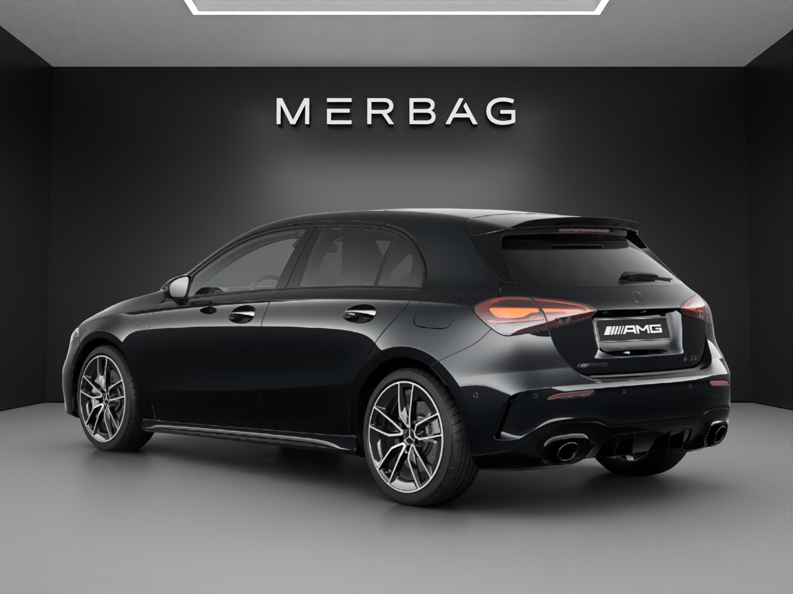 MERCEDES-BENZ A AMG 35 4Matic 8G-DCT-image-2