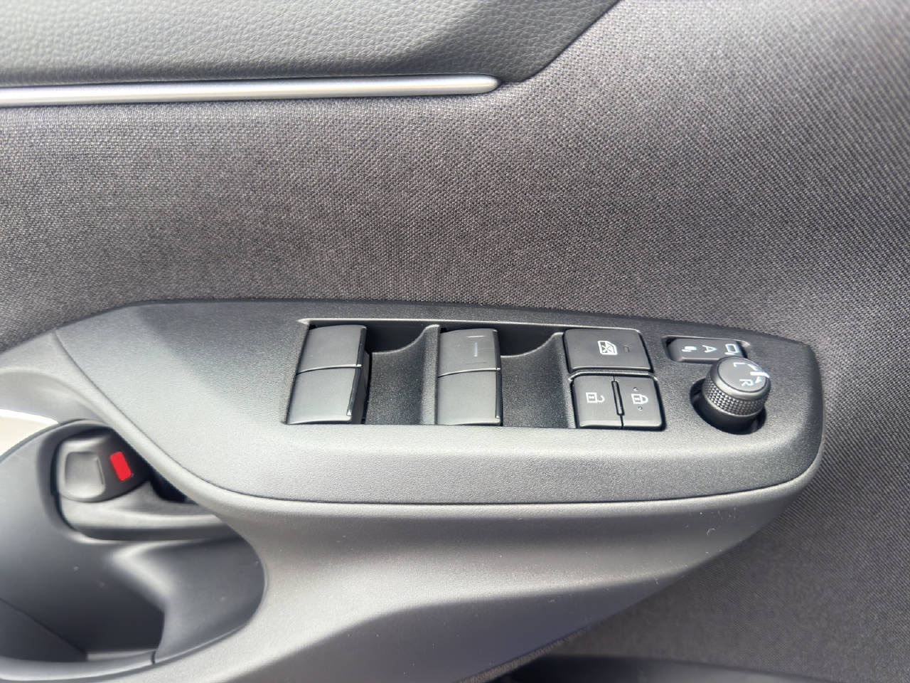 MAZDA 2 1.5 Hybrid Exclusive-Line-image-12