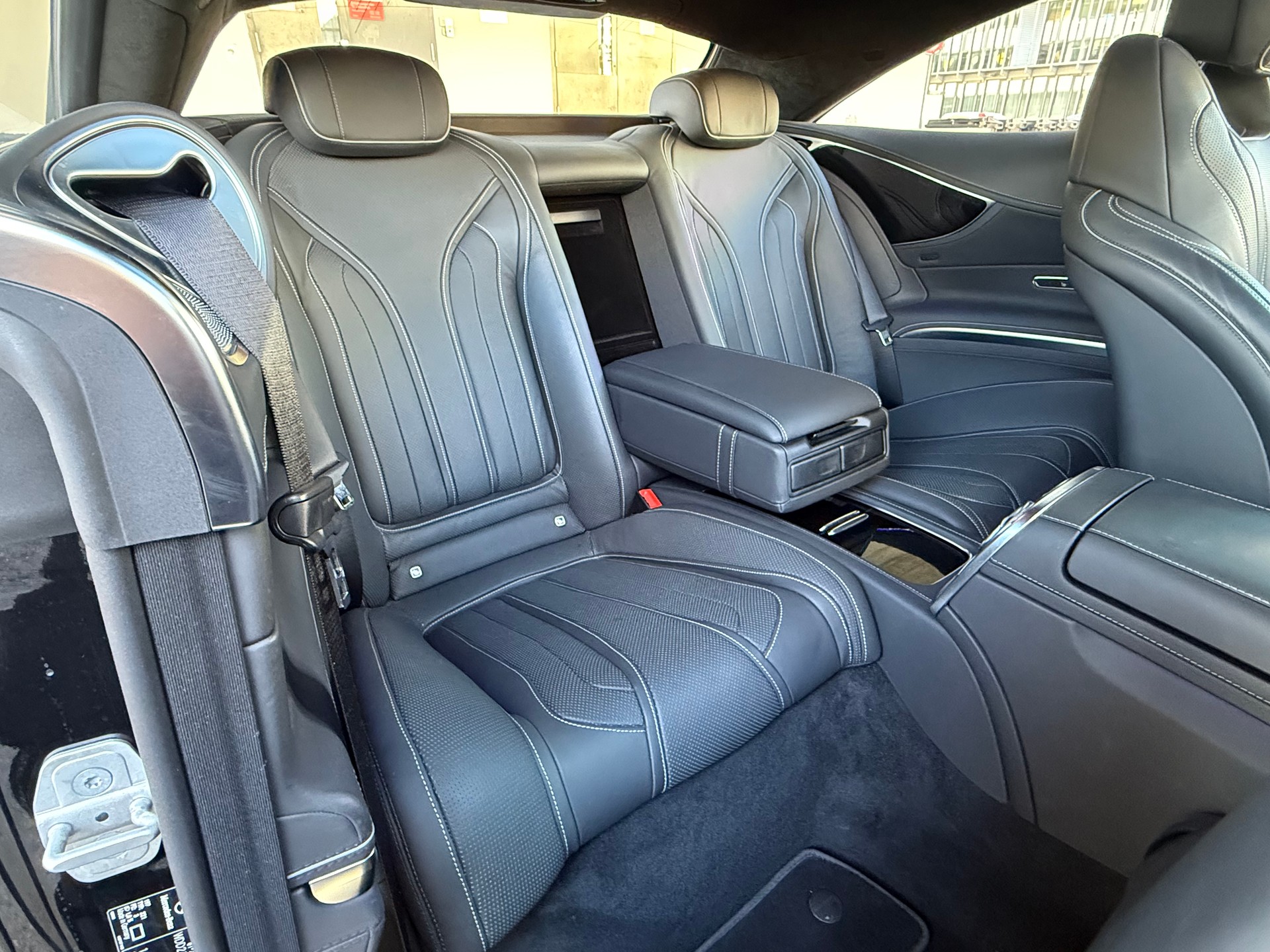 MERCEDES-BENZ S 500 Coupé 4Matic 9G-Tronic-image-13