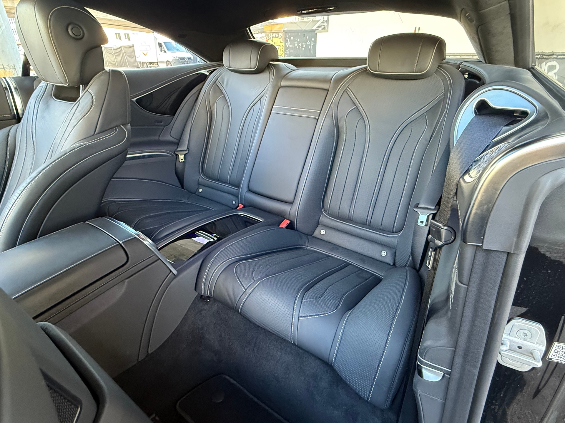 MERCEDES-BENZ S 500 Coupé 4Matic 9G-Tronic-image-11